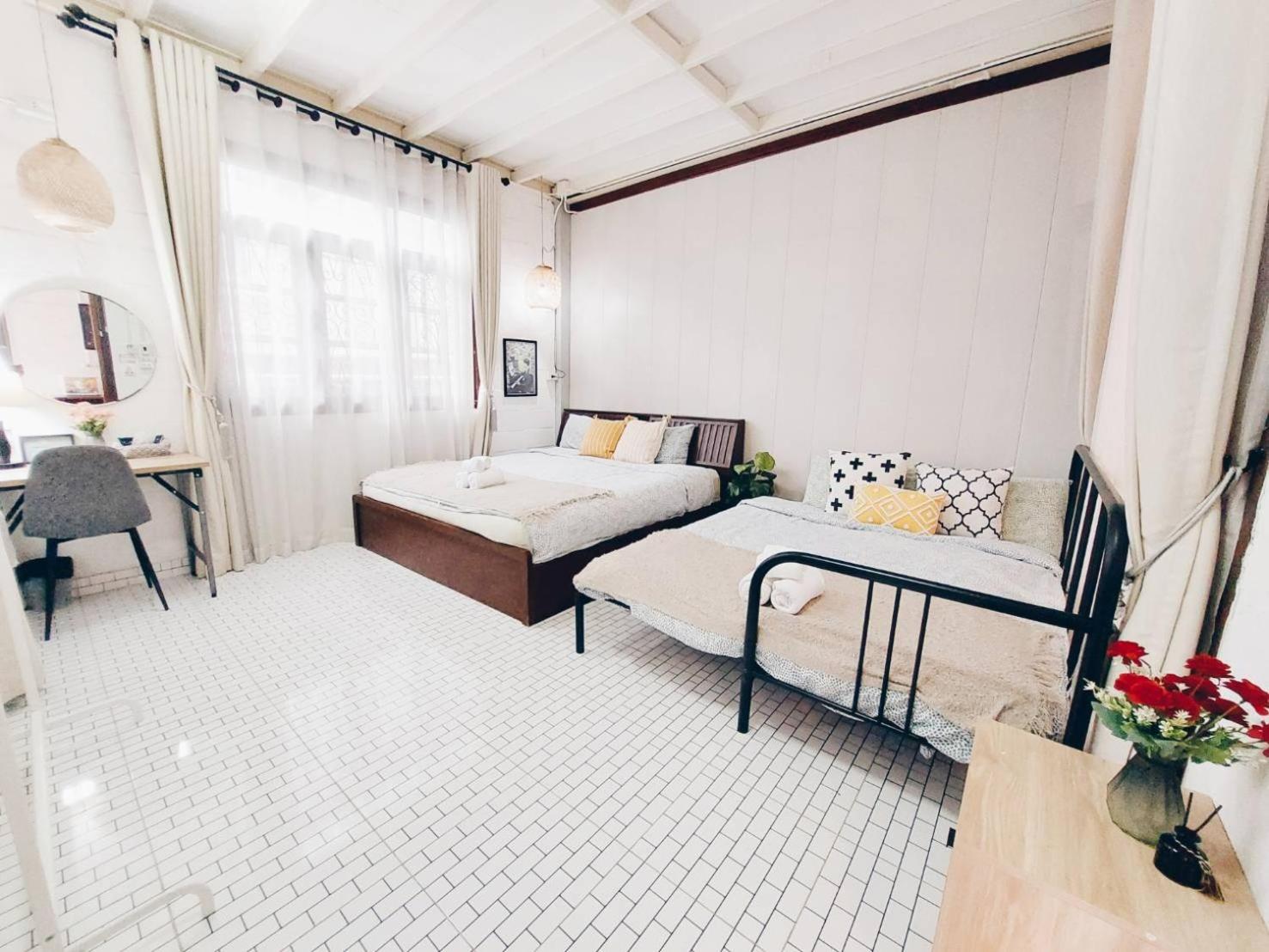 Double Room - Photo 2