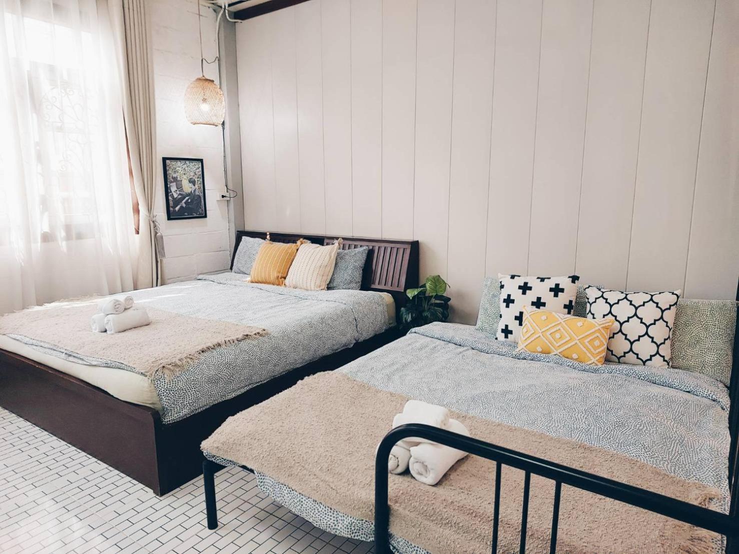 Double Room - Photo 16