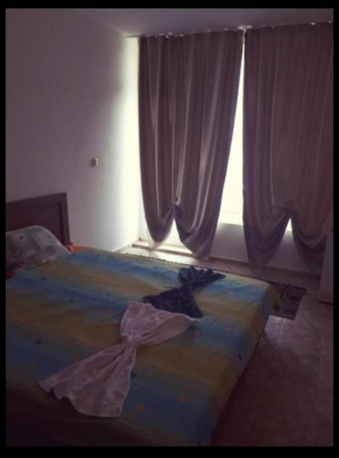 One-Bedroom Apartment - Photo 1