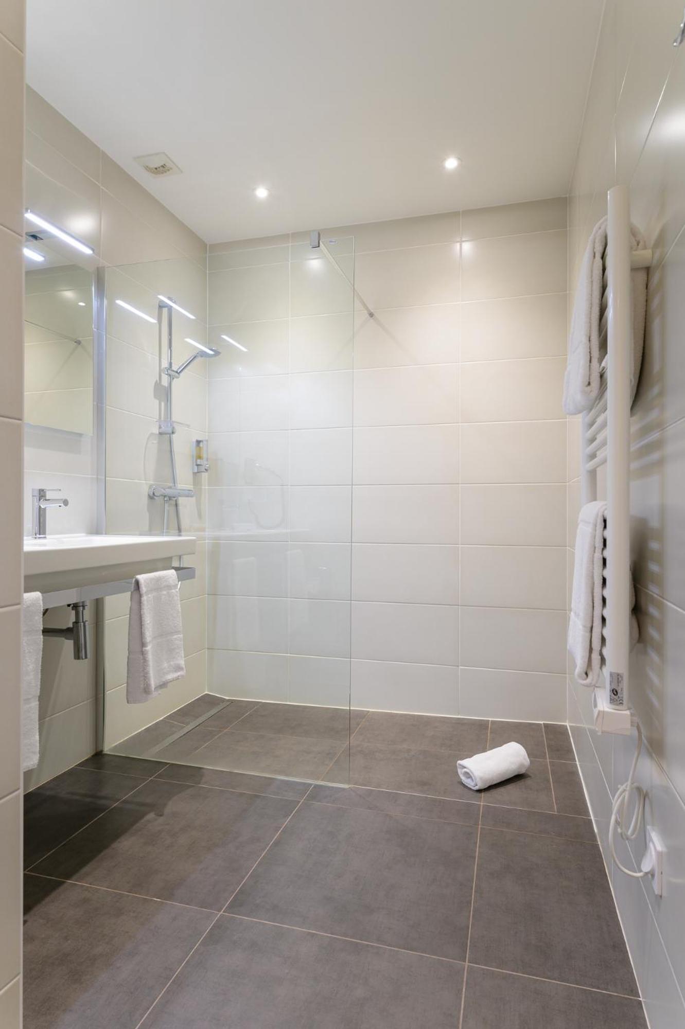 Exclusive Premium Double Room - Photo 2