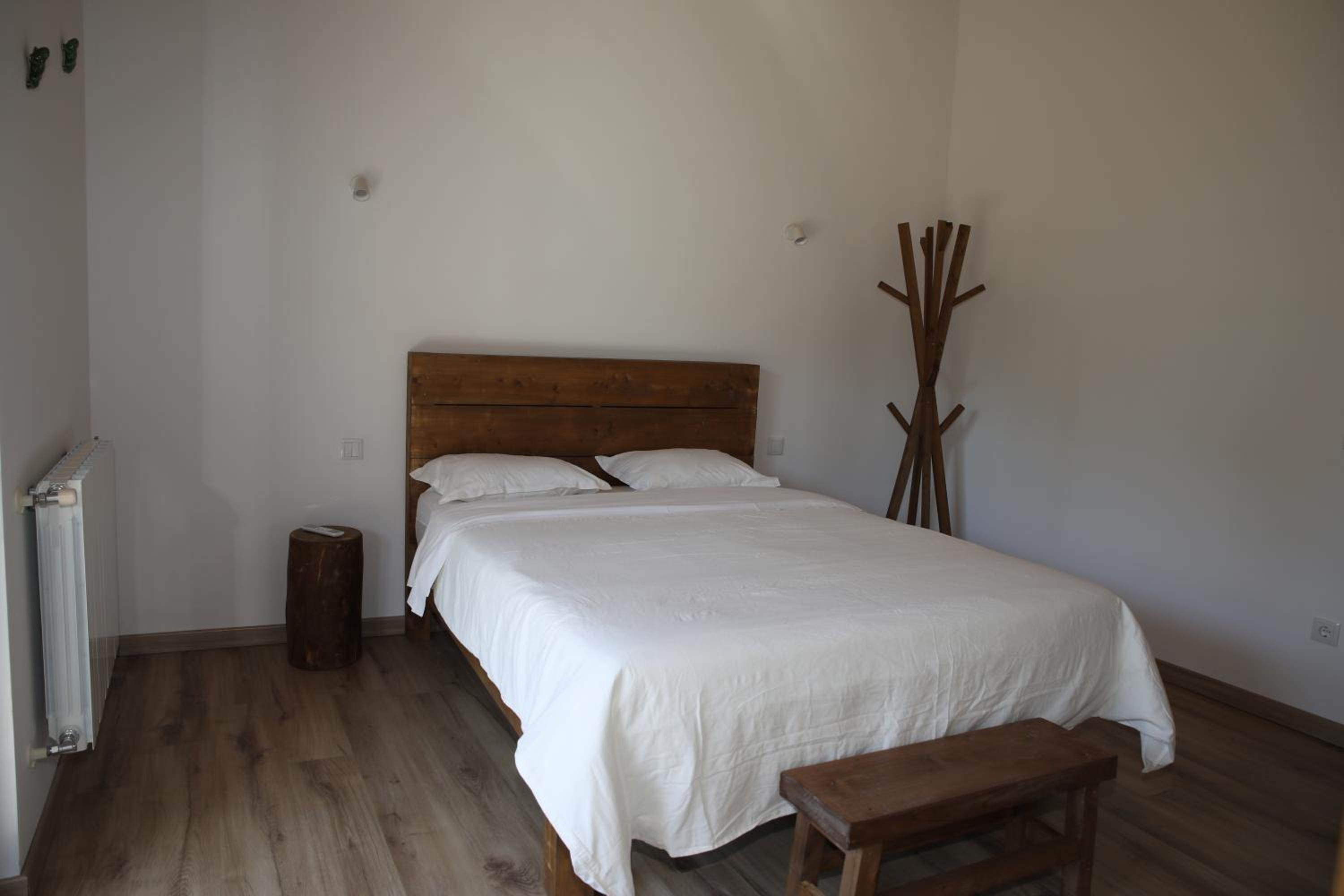 Double Room with Private Bathroom photo 1