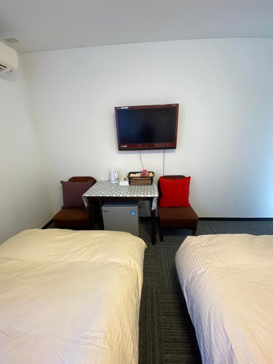 Standard Twin Room photo 3