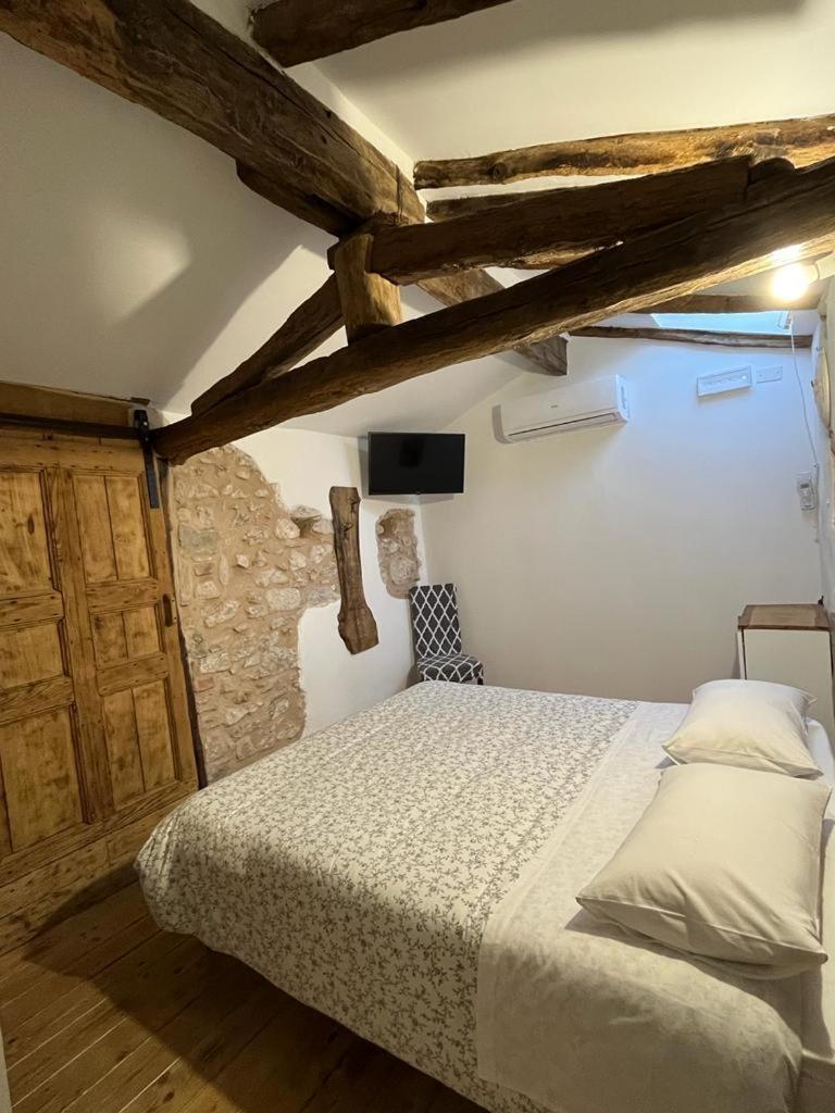 Double Room with Private Bathroom photo 3