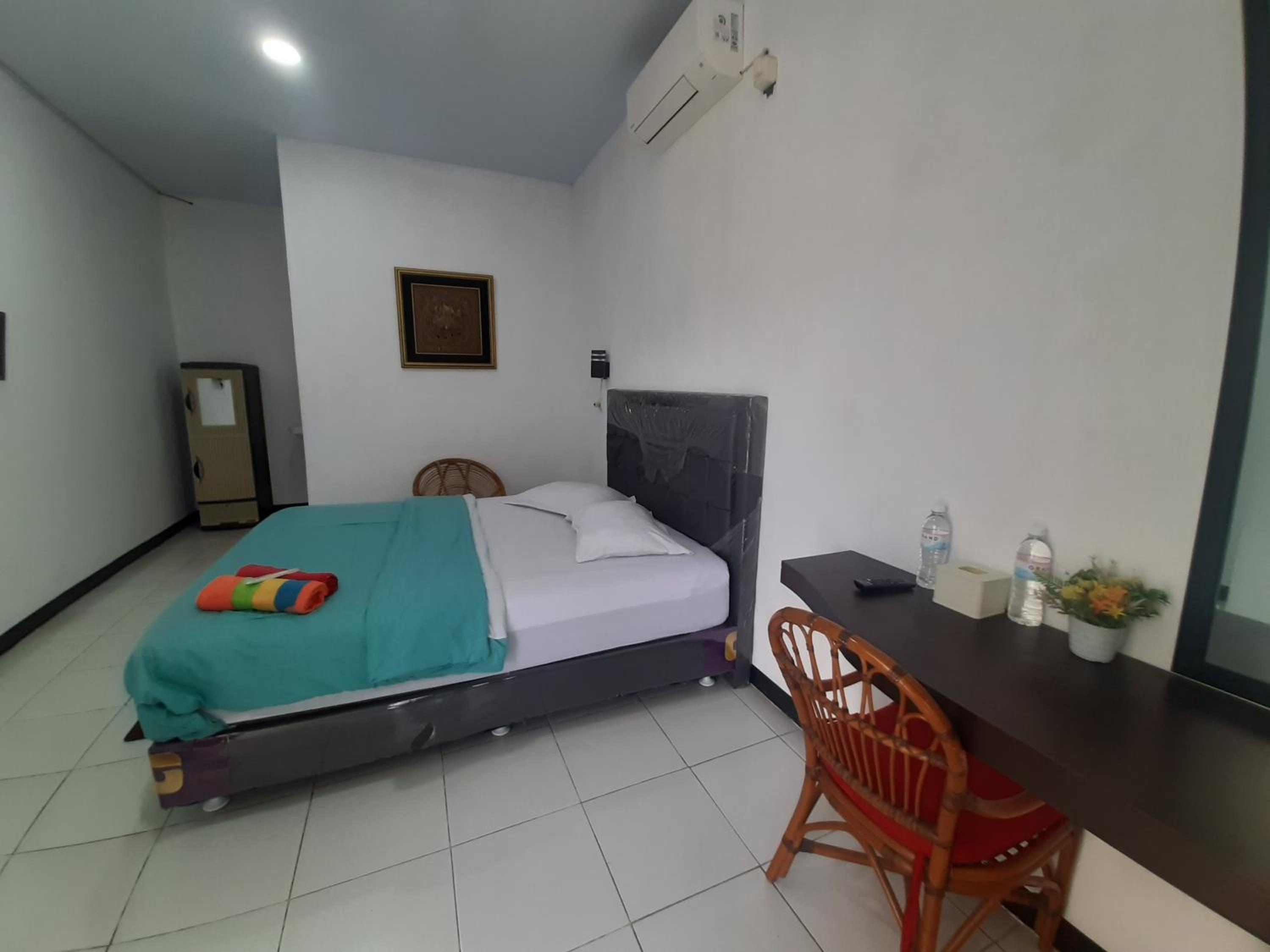 Deluxe Double Room (2 Adults + 1 Child) photo 1