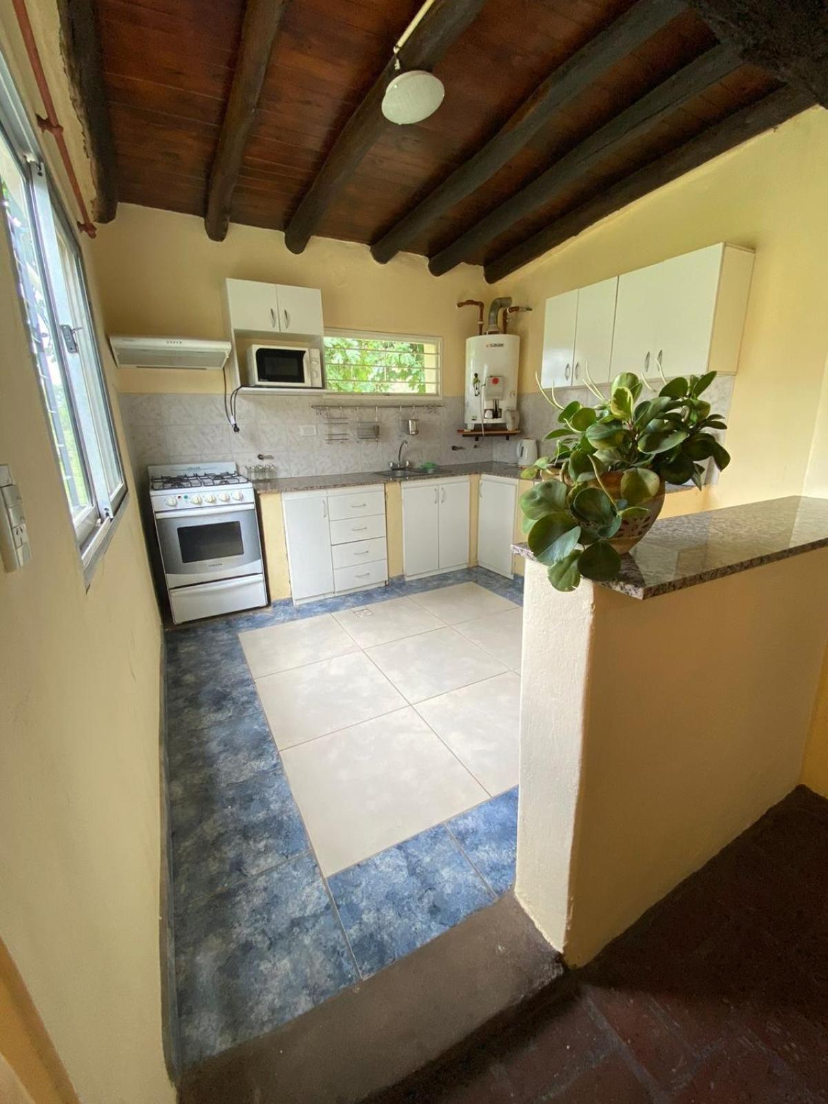 One-Bedroom House photo 2