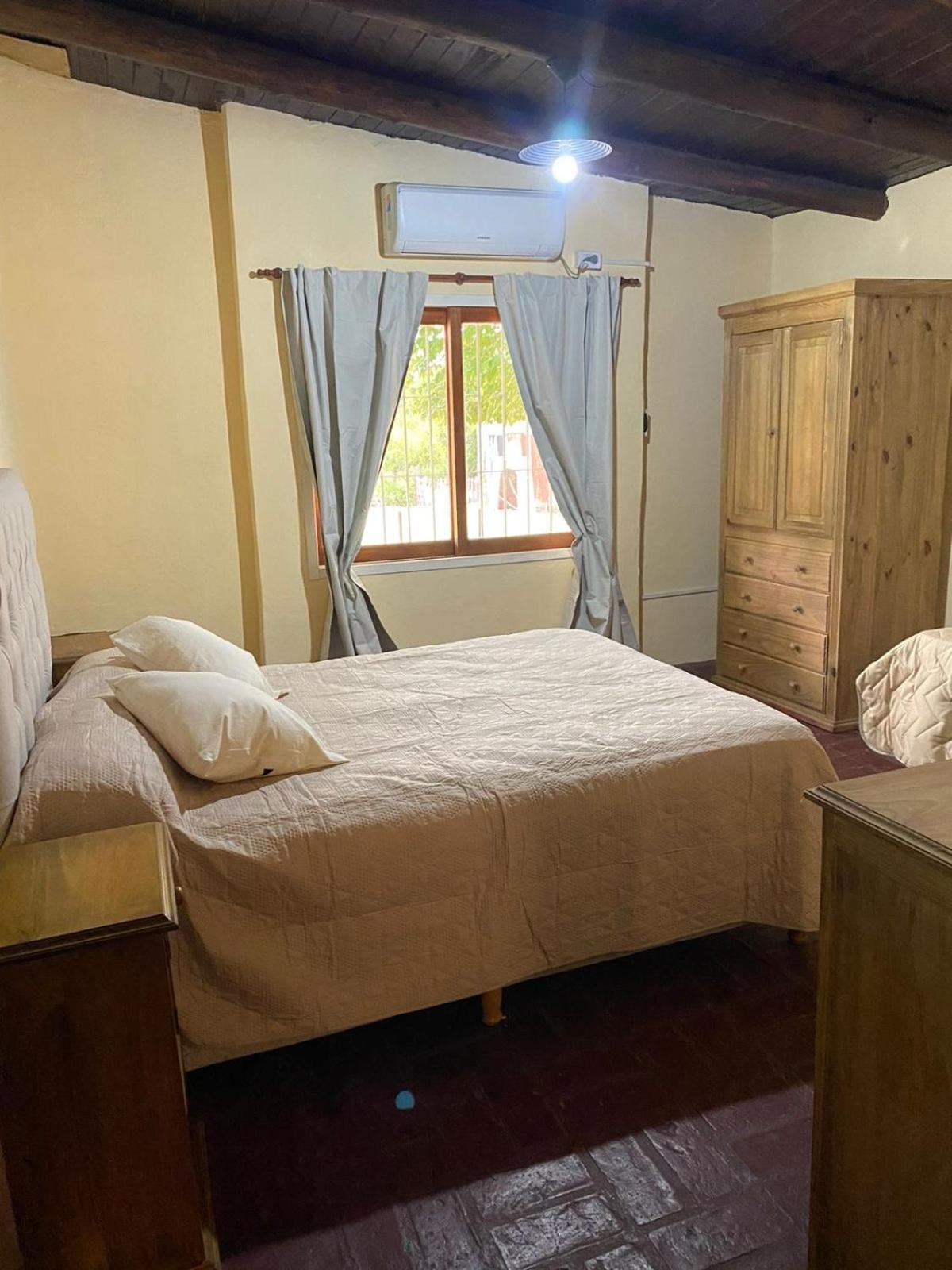 One-Bedroom House photo 1