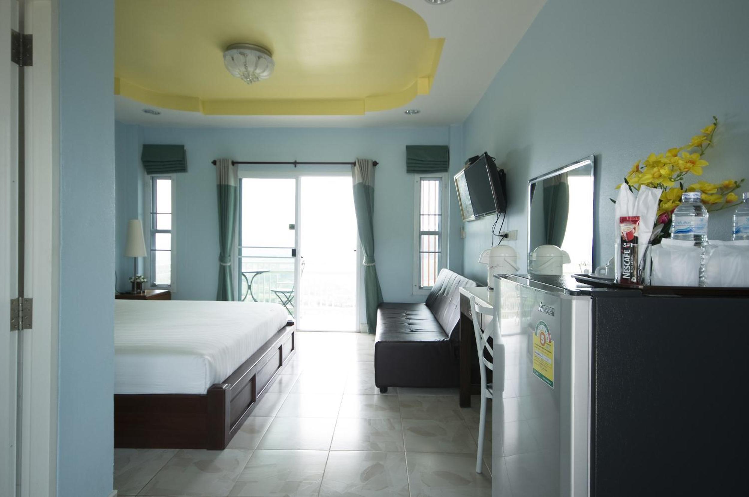 Double Room with Mountain View - Photo 4