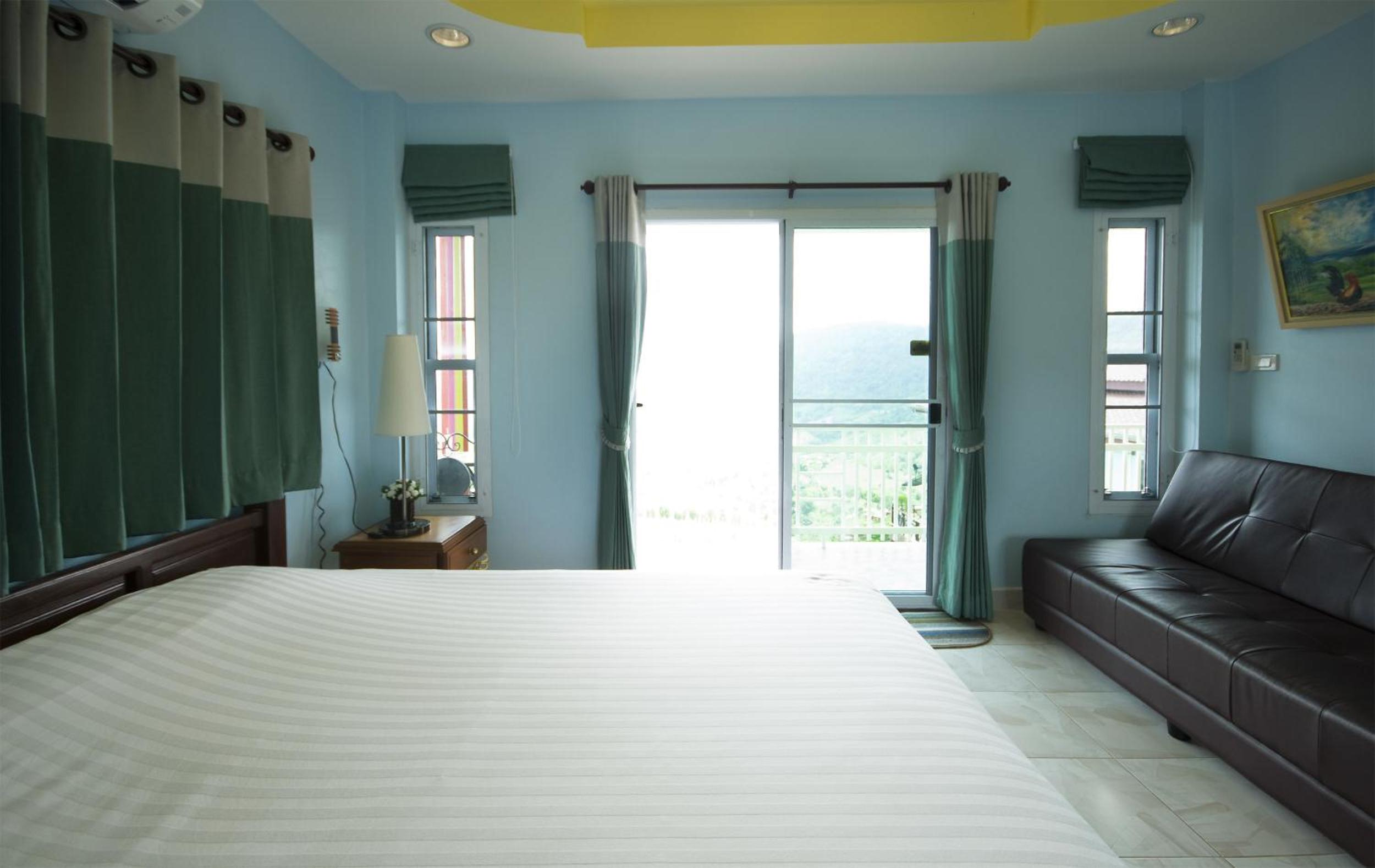 Double Room with Mountain View - Photo 6