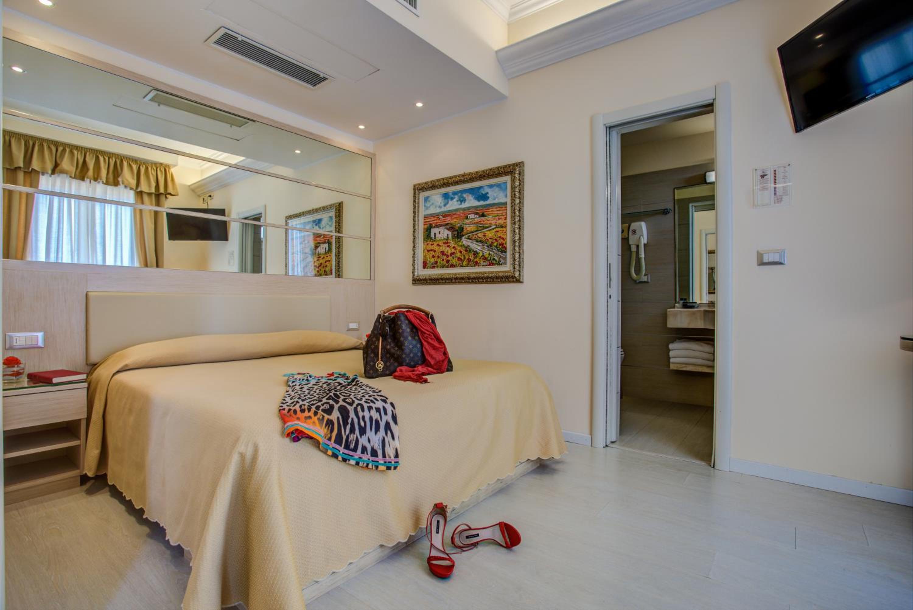 Junior Suite - Photo 2