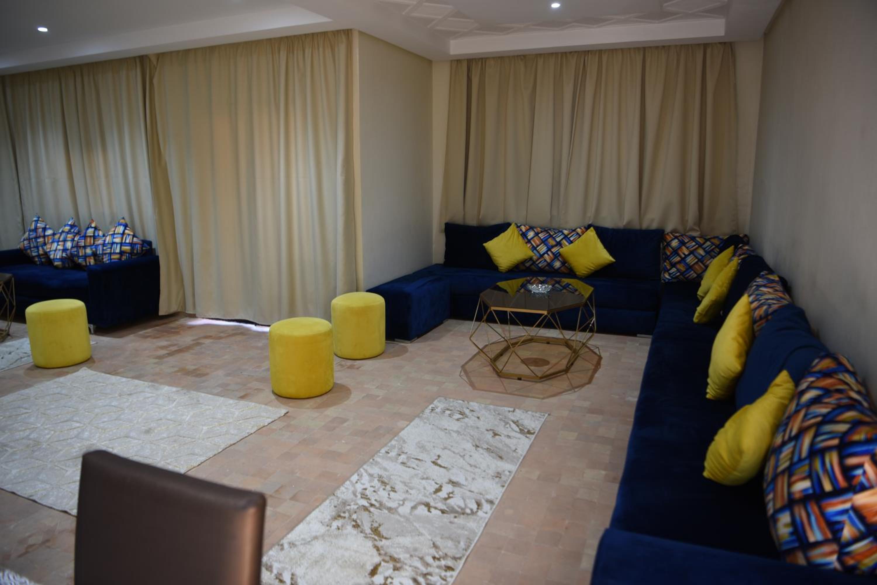 Apartment - Split Level