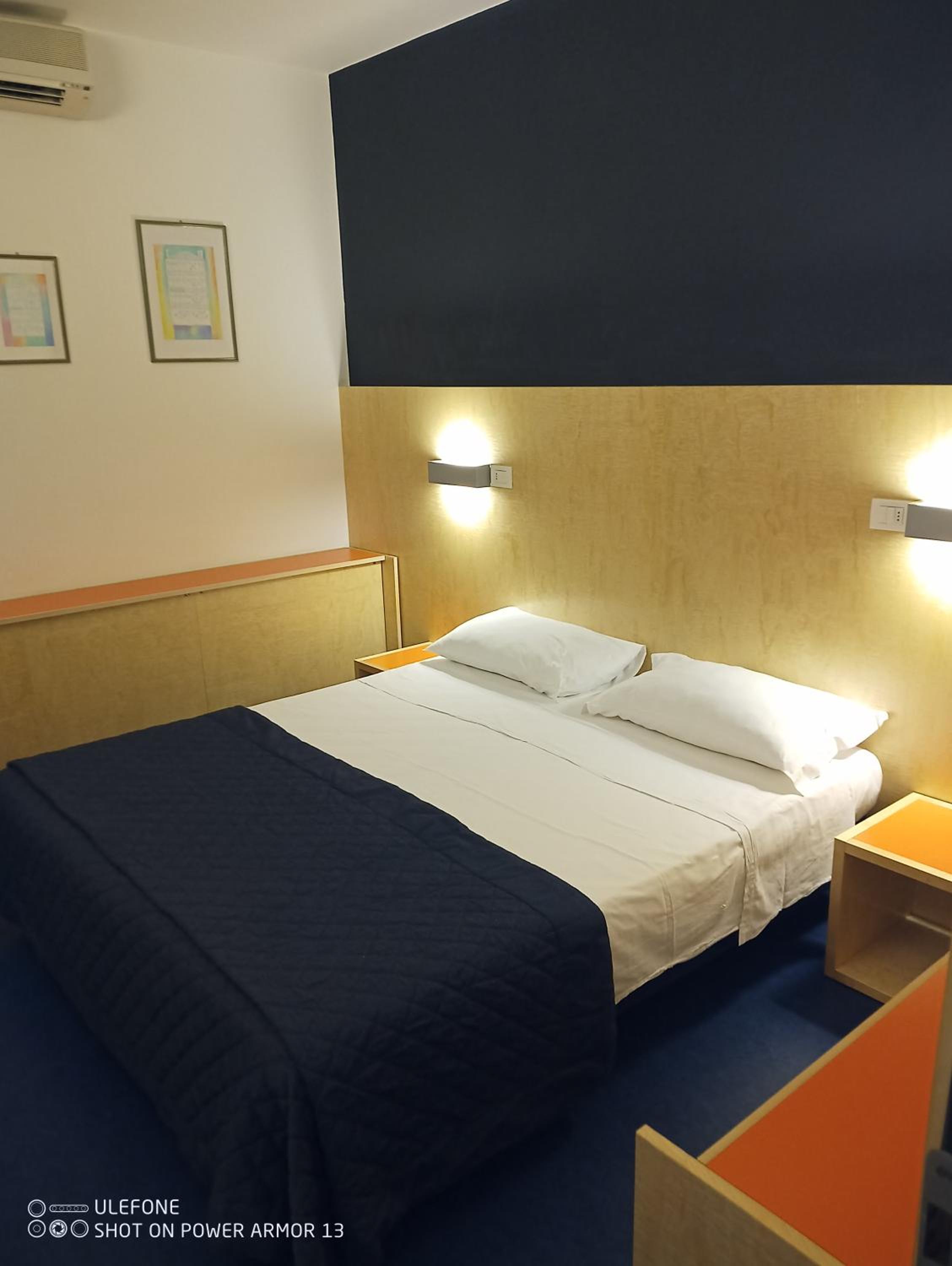 Double Room - Photo 29