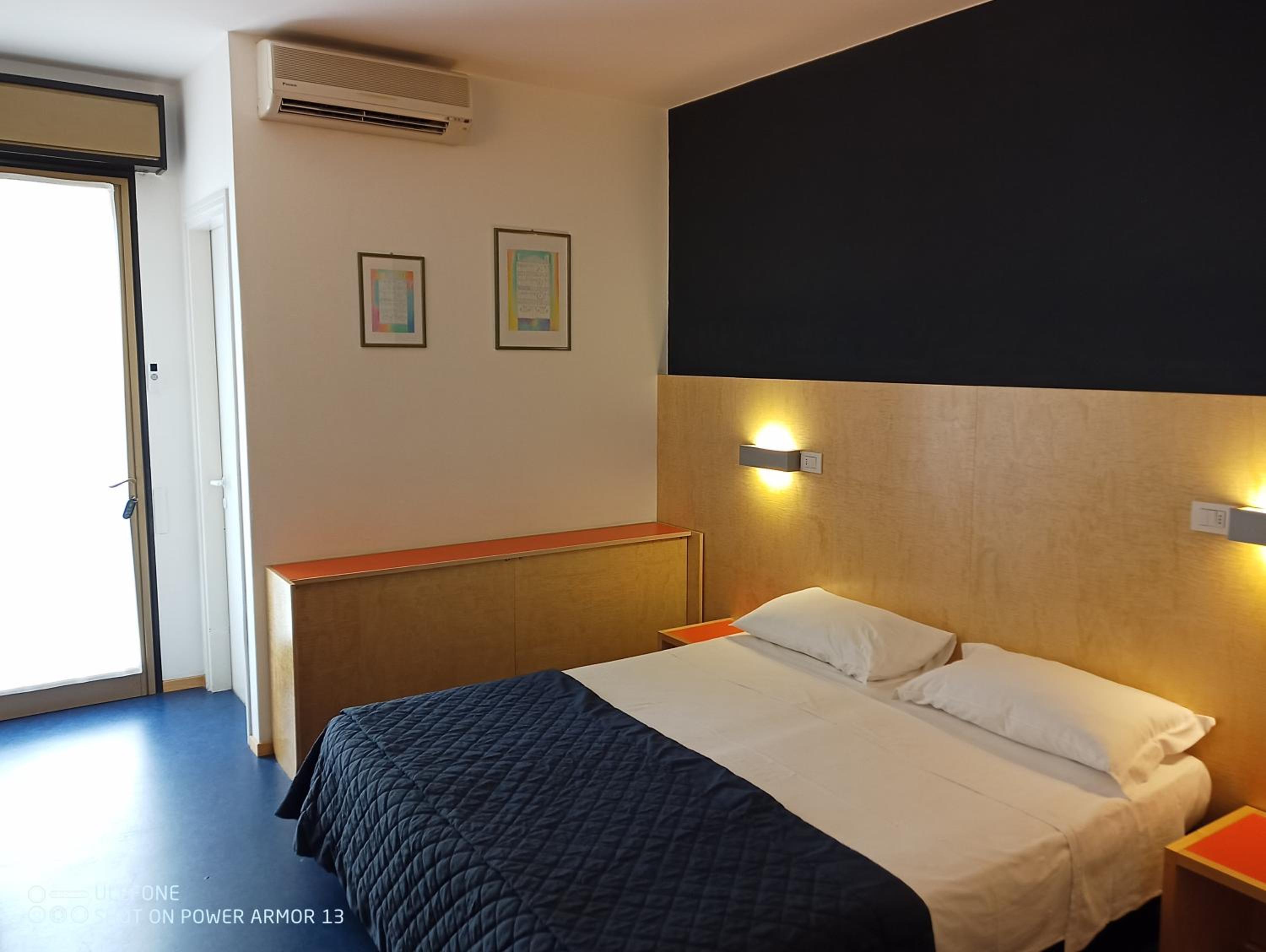 Double Room - Photo 34