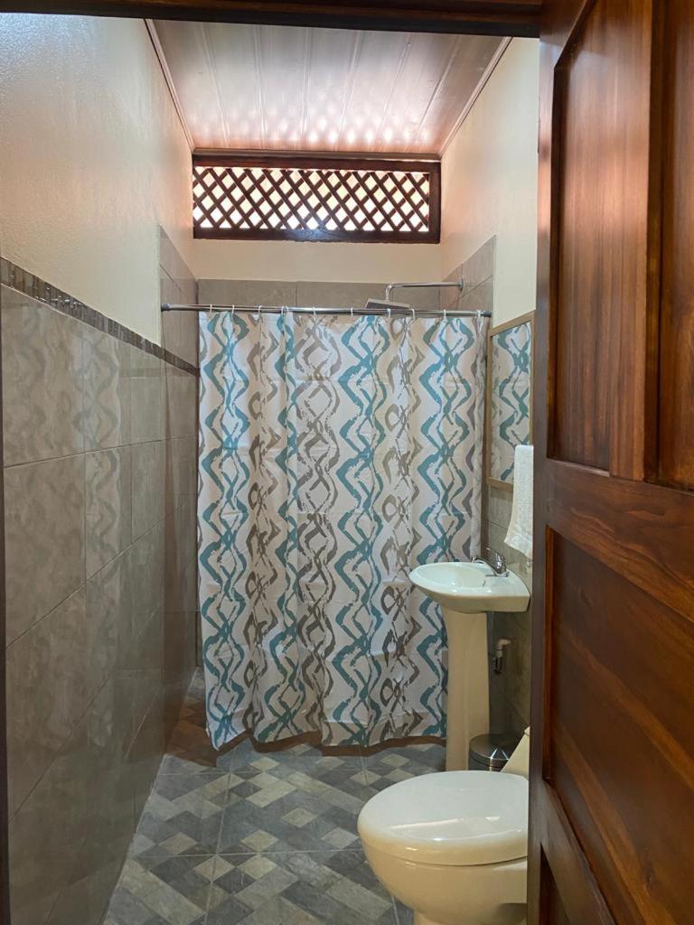 Standard Double or Twin Room photo 3