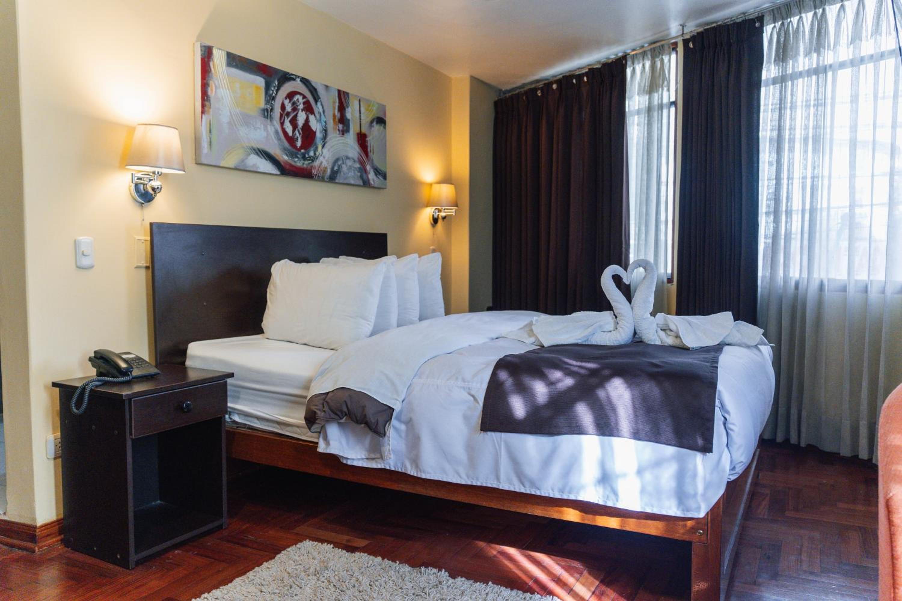 Double Room - Photo 11
