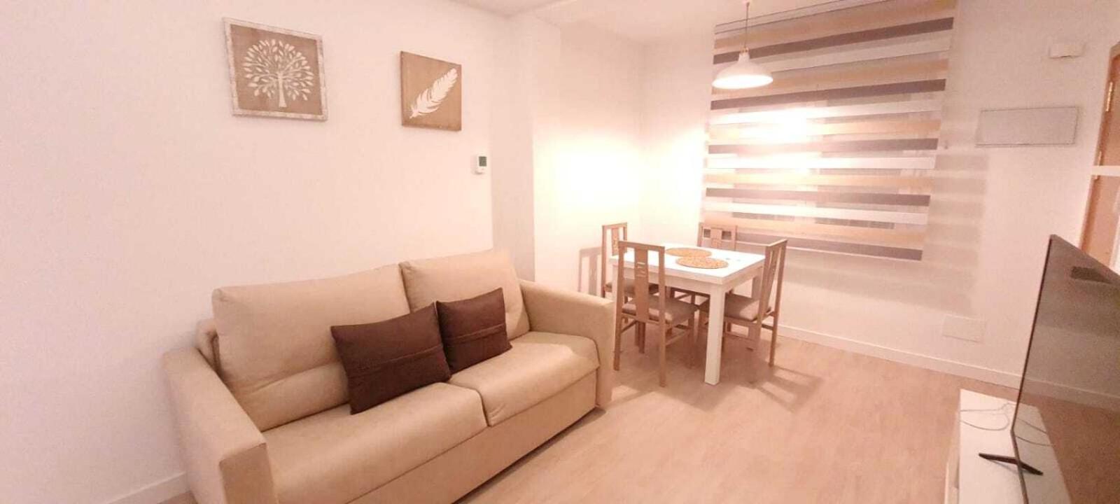 One-Bedroom Apartment photo 3