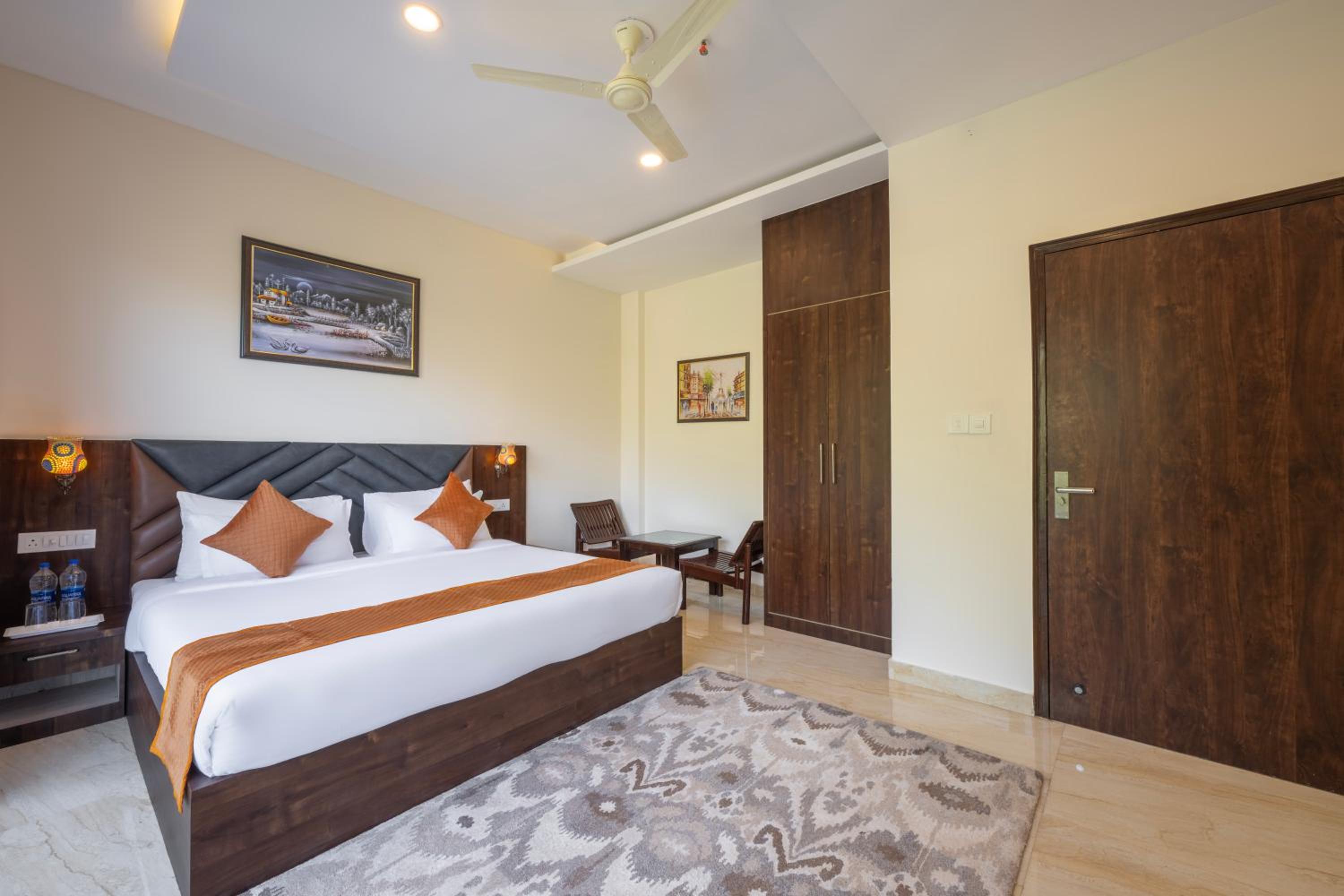 Deluxe Double Room photo 3