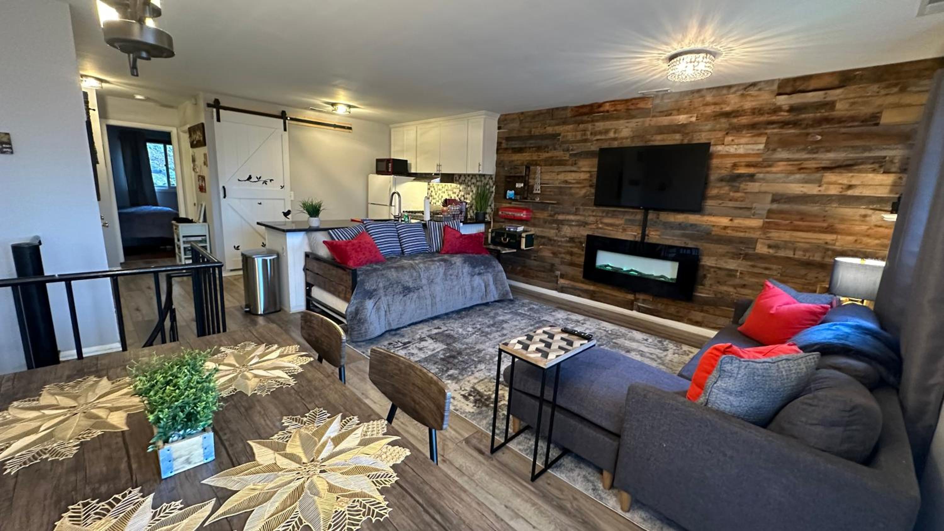 Three-Bedroom Villa photo 1