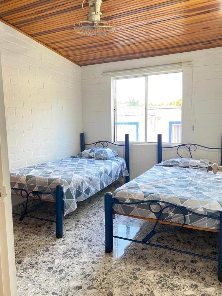 One-Bedroom House photo 1