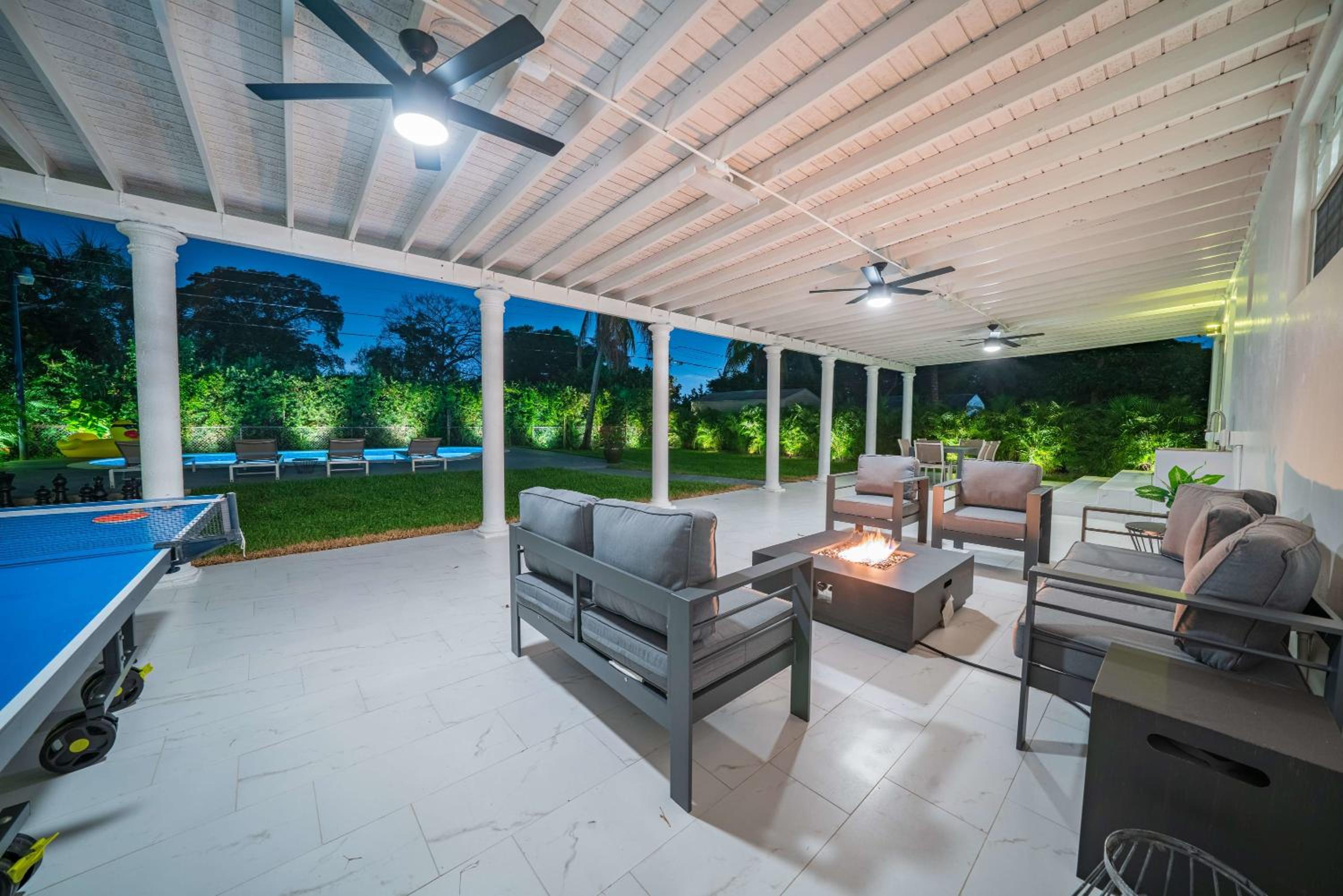 Villa photo 2