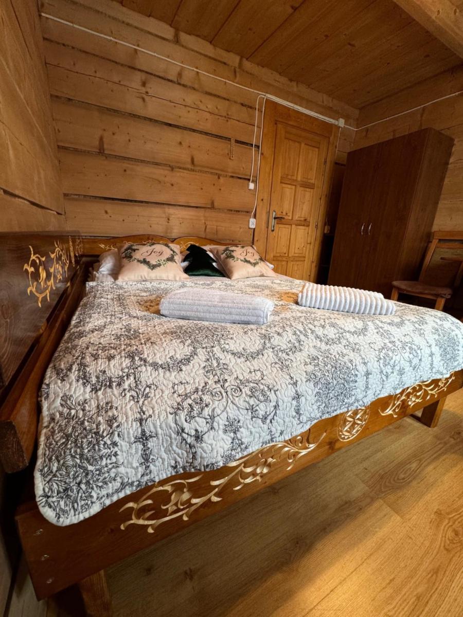 Two-Bedroom Apartment - Photo 11