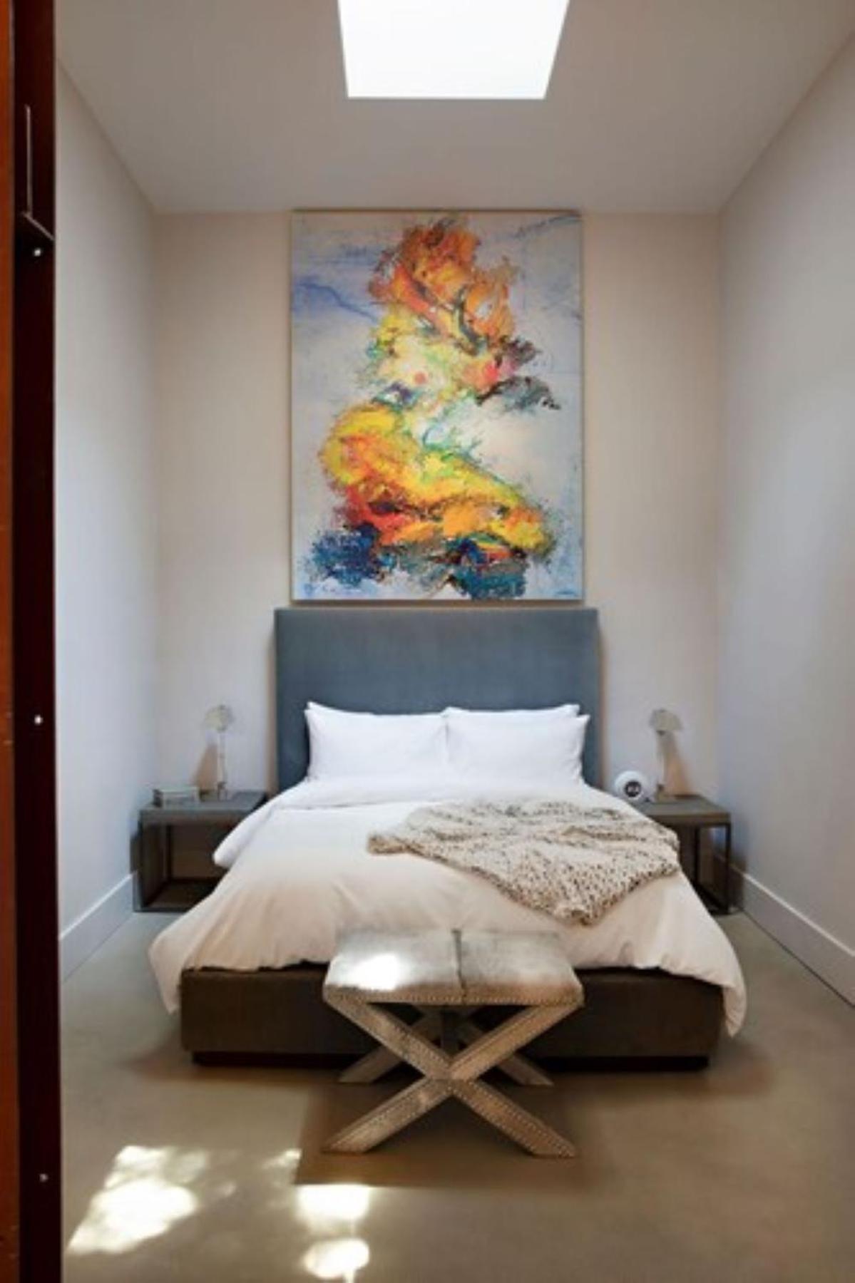 One-Level Queen Loft Suite with Skylight (no window) - Photo 5