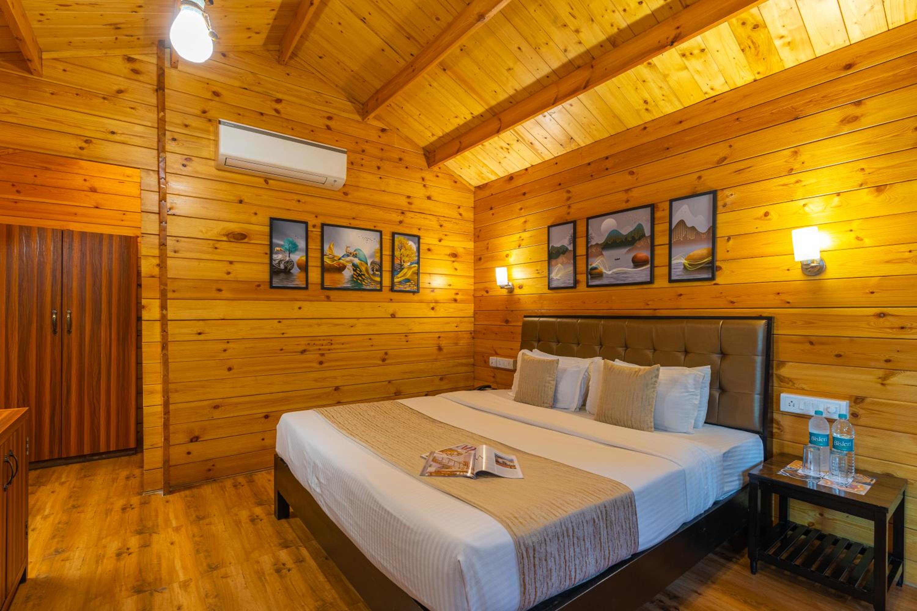 Sea Facing Chalet photo 3