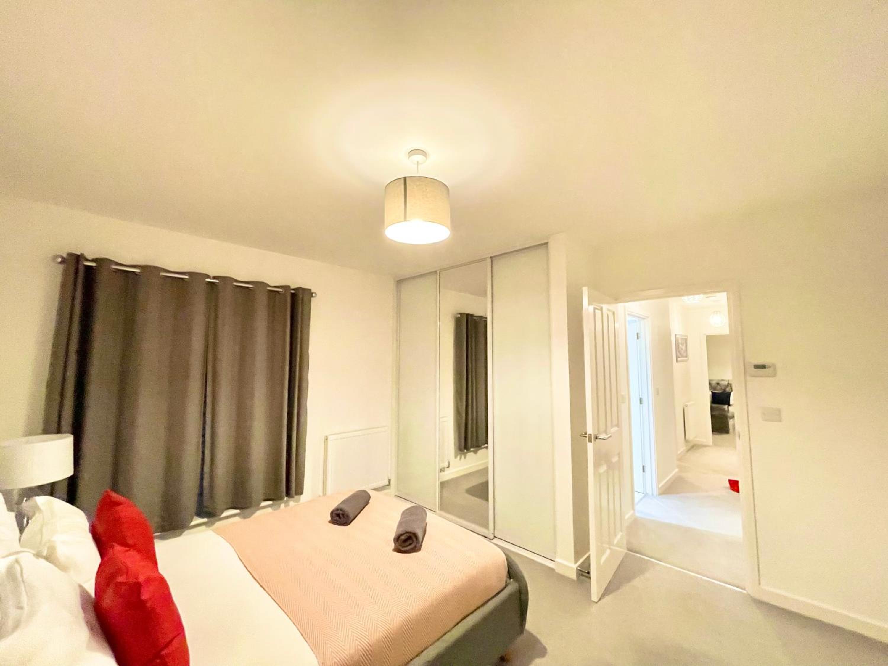 Four-Bedroom House photo 1