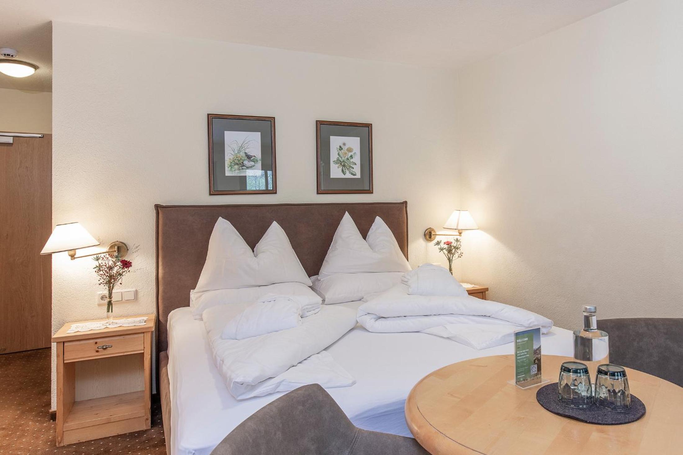 Deluxe Double Room with Extra Bed