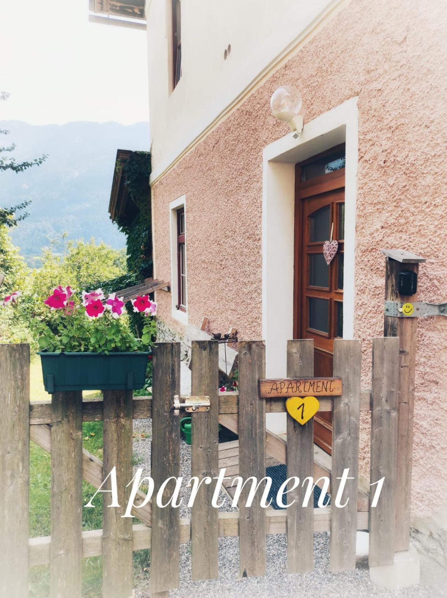 Apartment with Mountain View - Photo 7