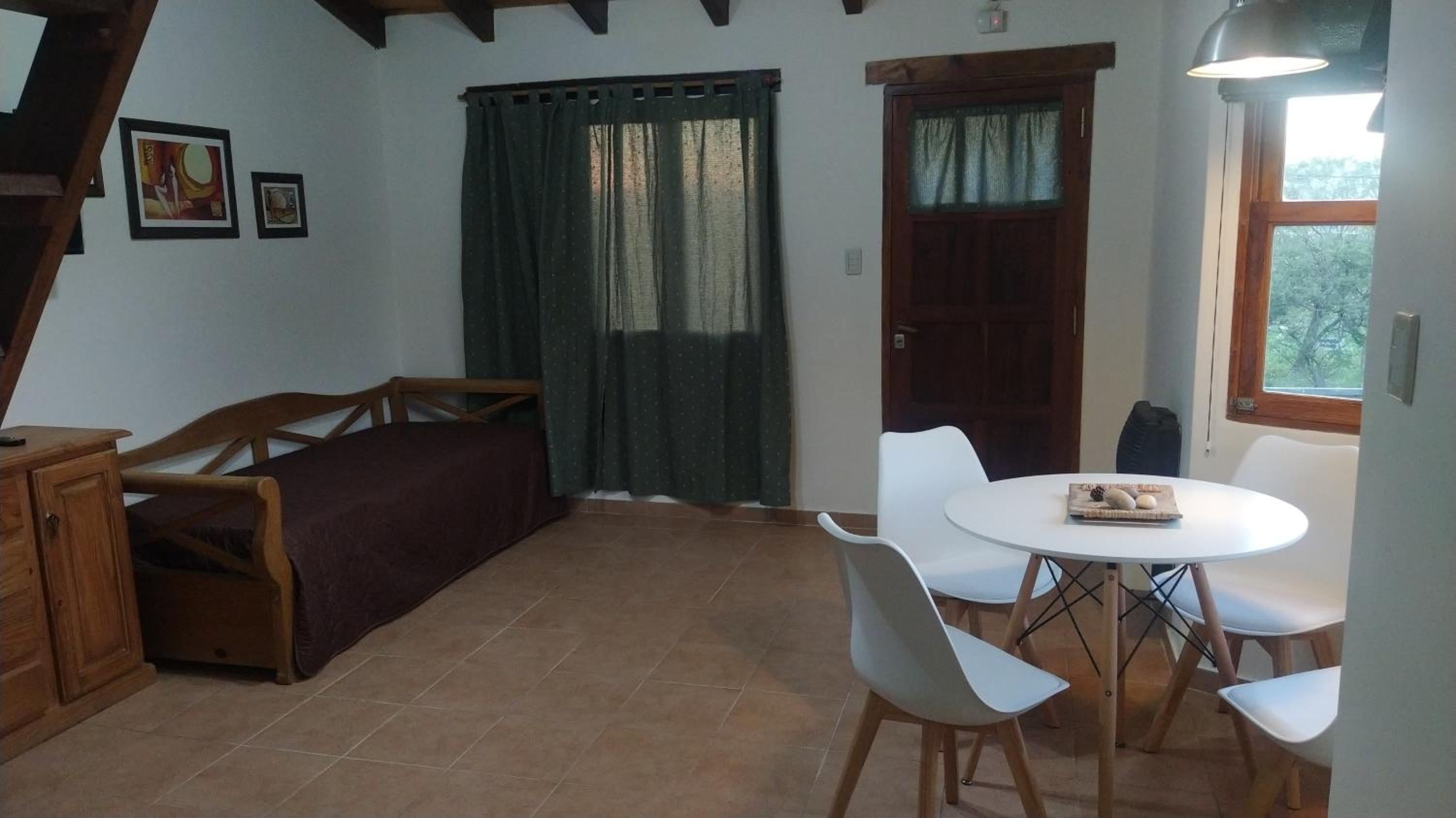 One-Bedroom House photo 1