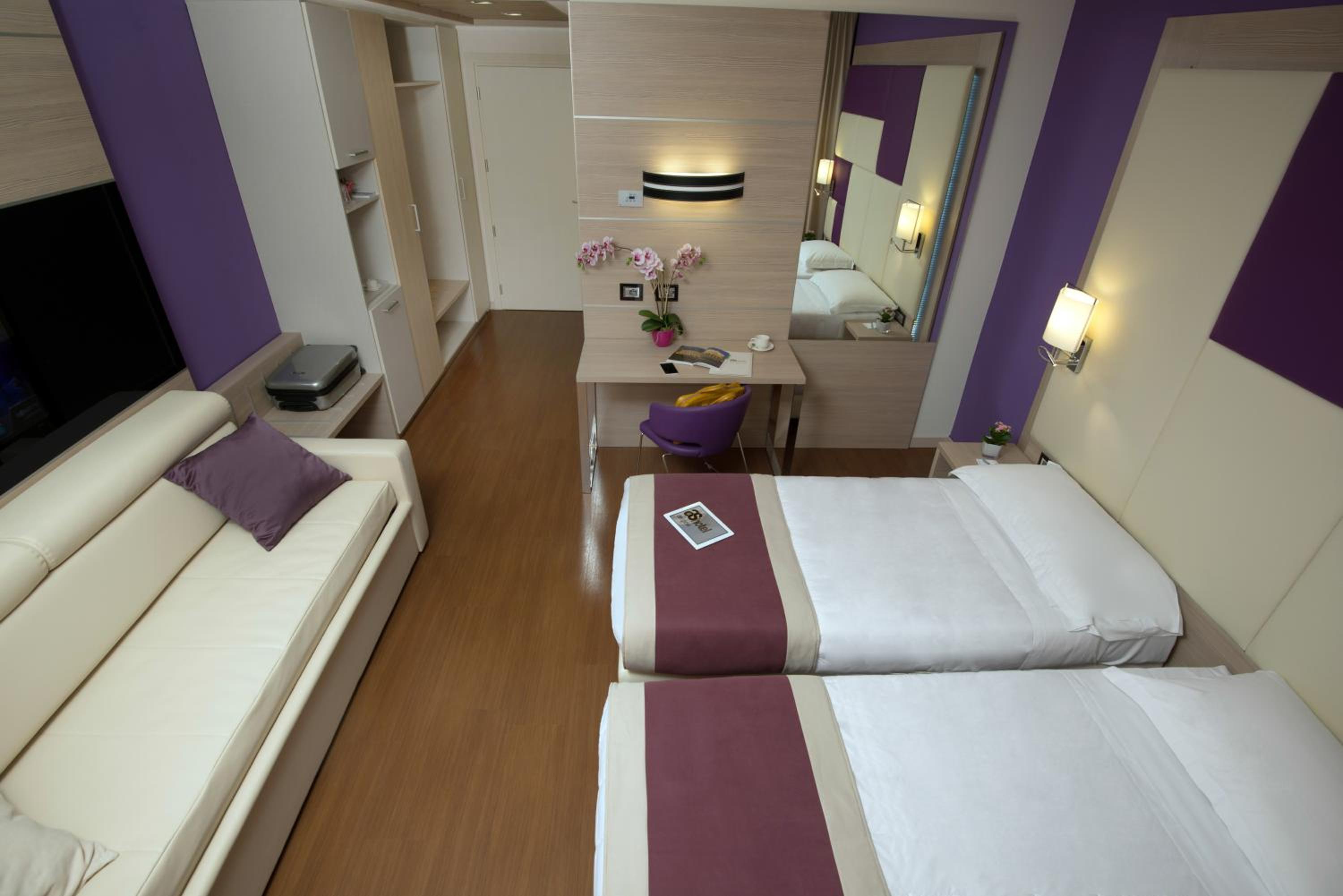Triple Room - Photo 8