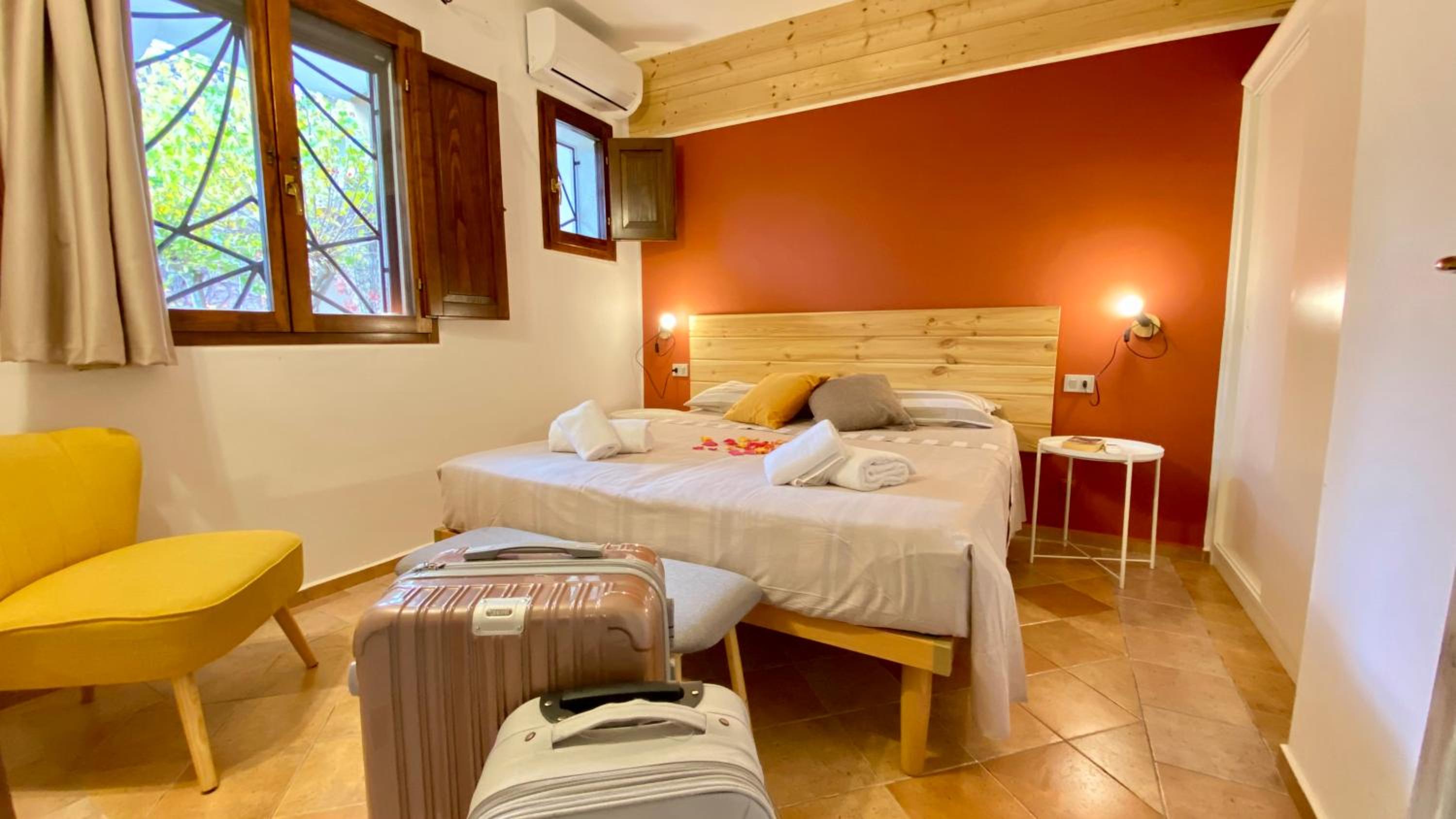Two-Bedroom Apartment with Balcony photo 1