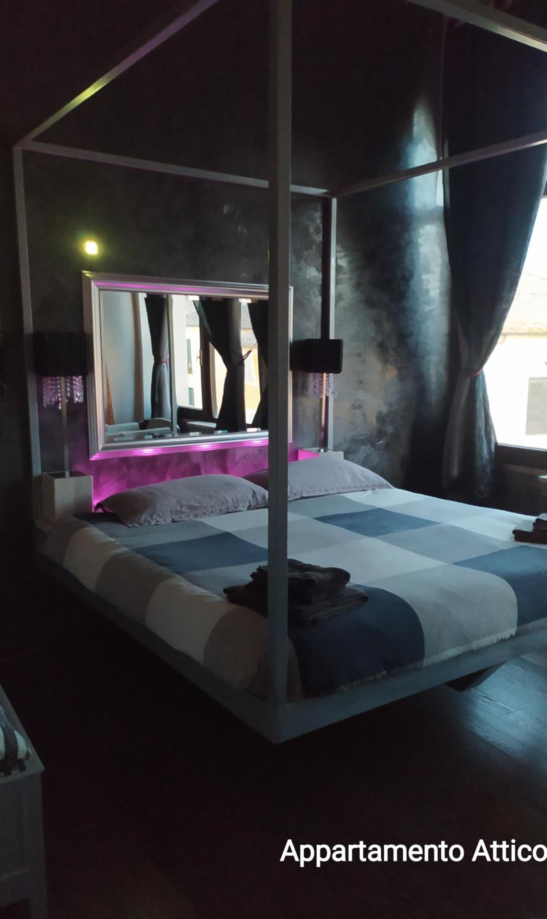 Penthouse Apartment - Photo 1