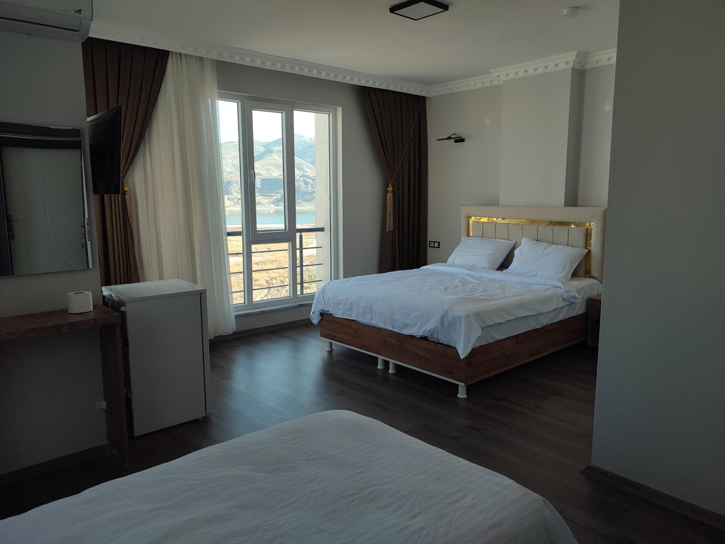 Deluxe Double Room with Balcony and Sea View