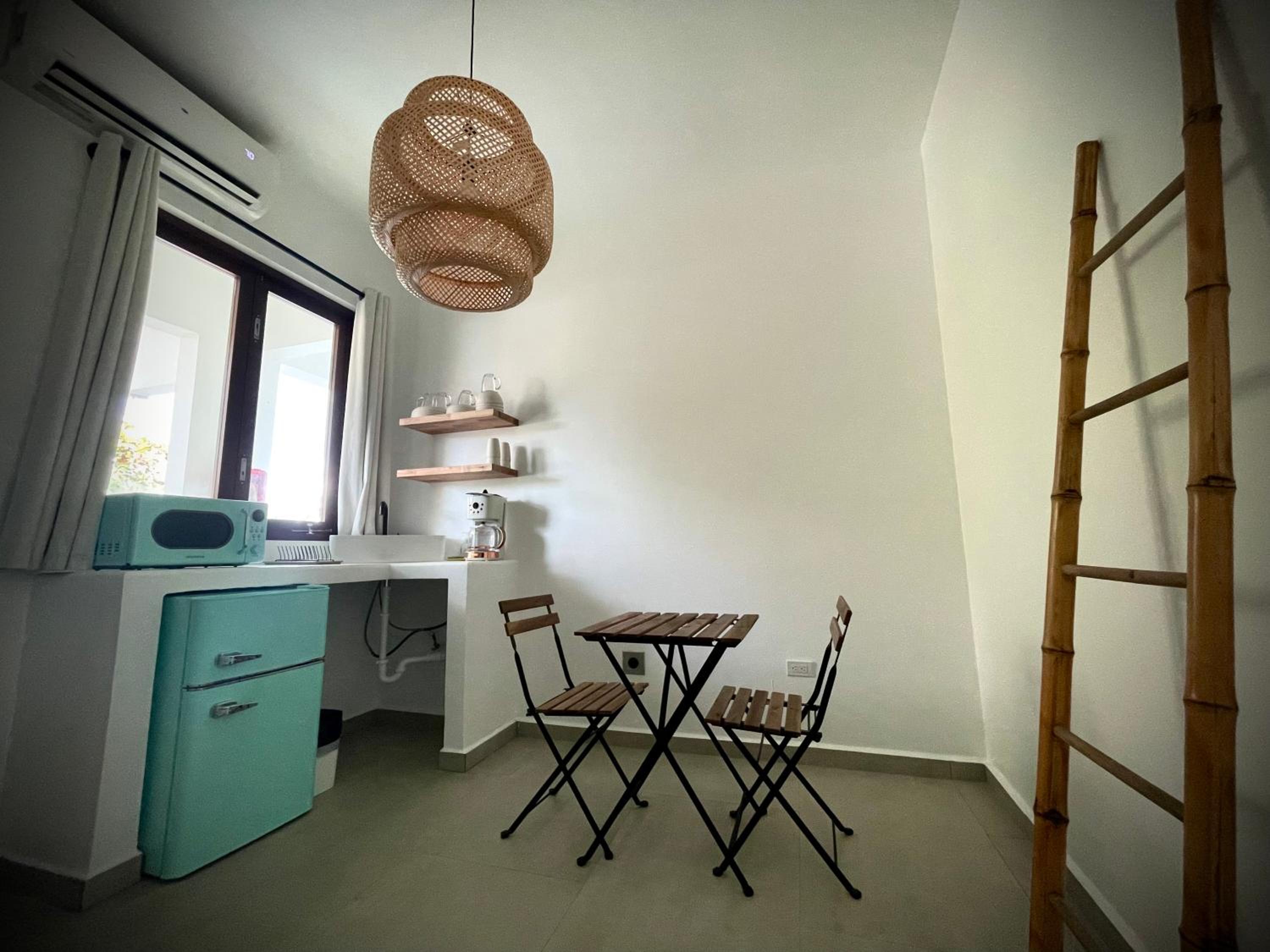 Queen Room with Balcony photo 2