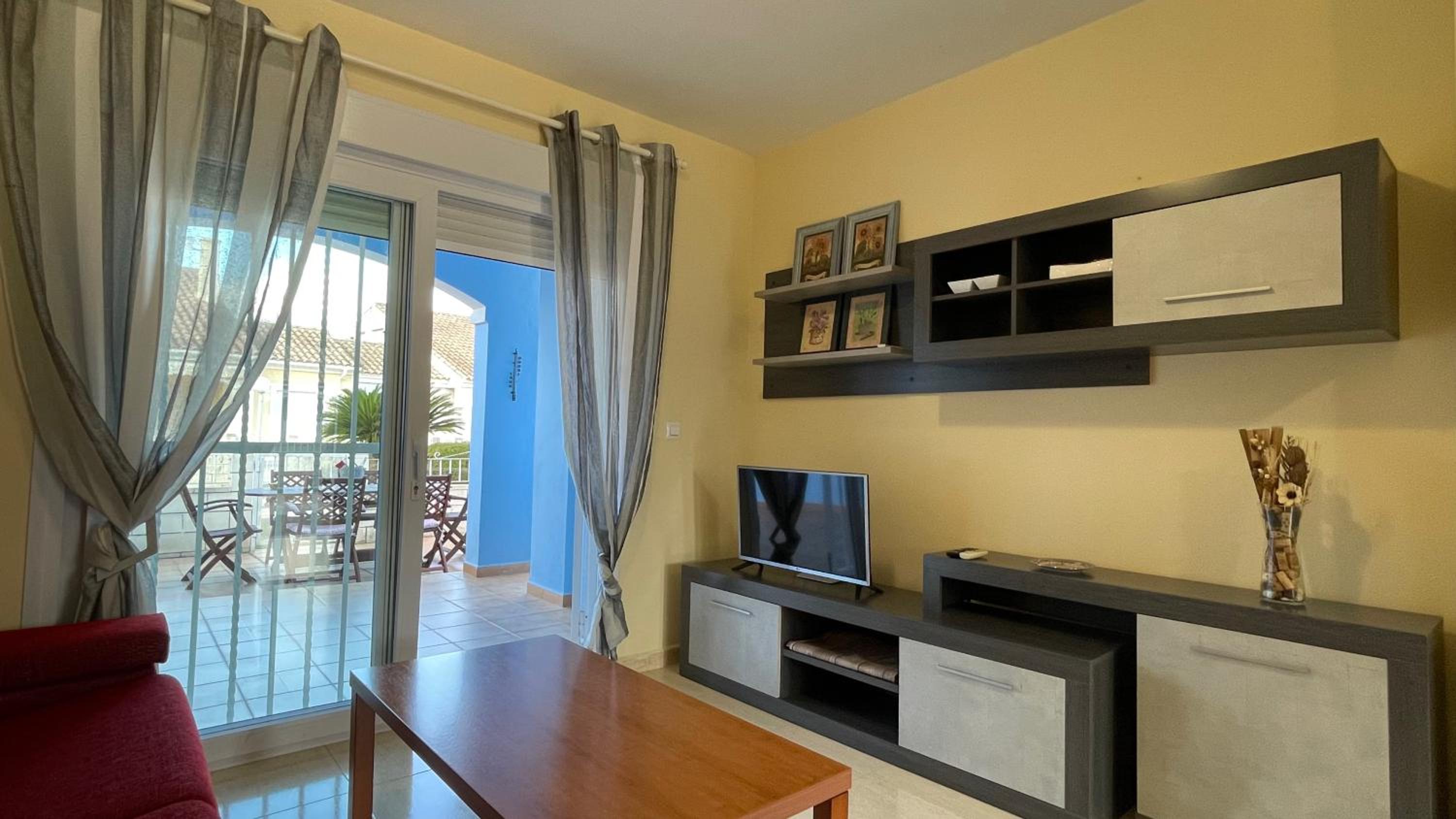 Three-Bedroom House photo 3