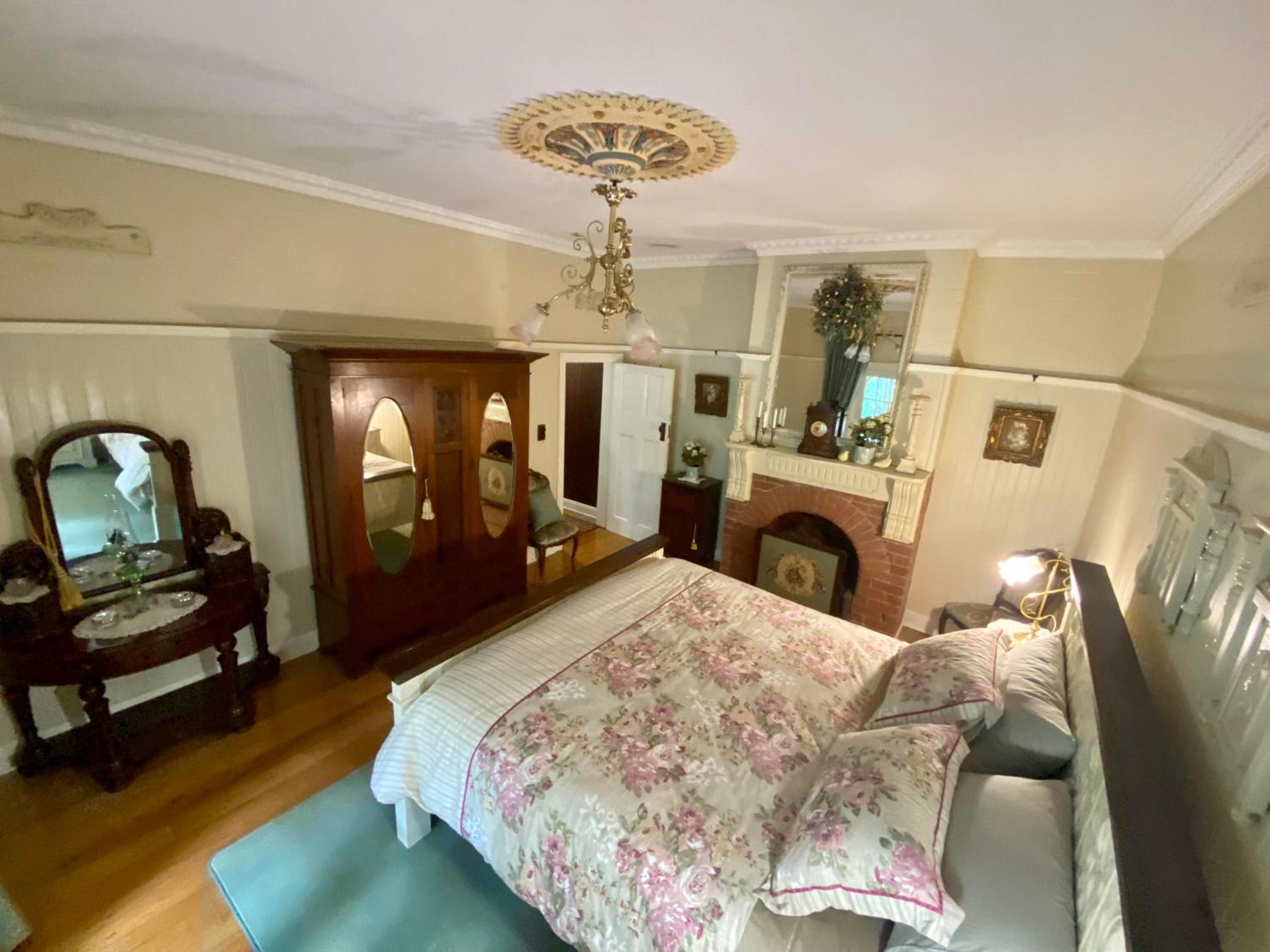 Five-Bedroom House