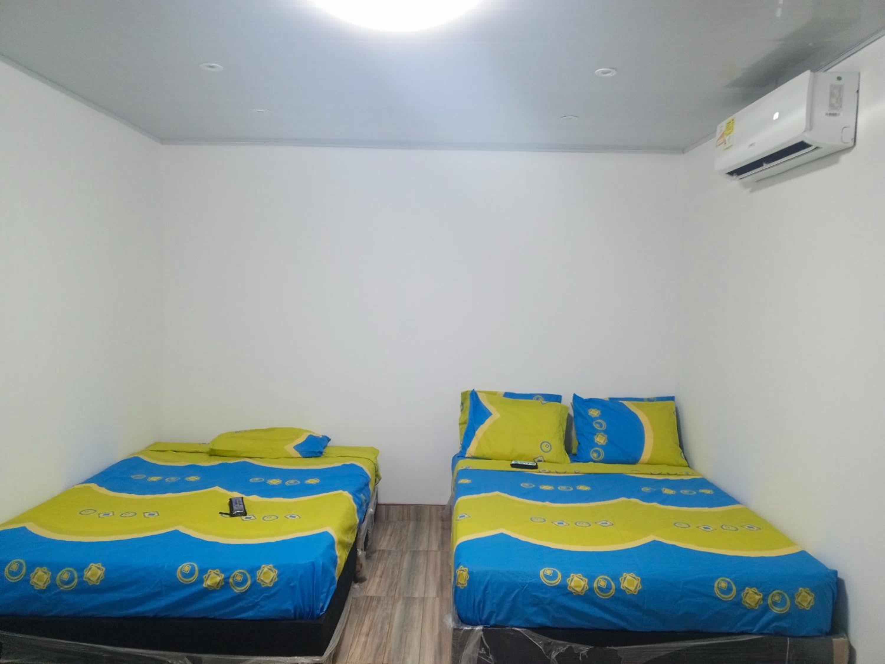 Three-Bedroom House photo 2