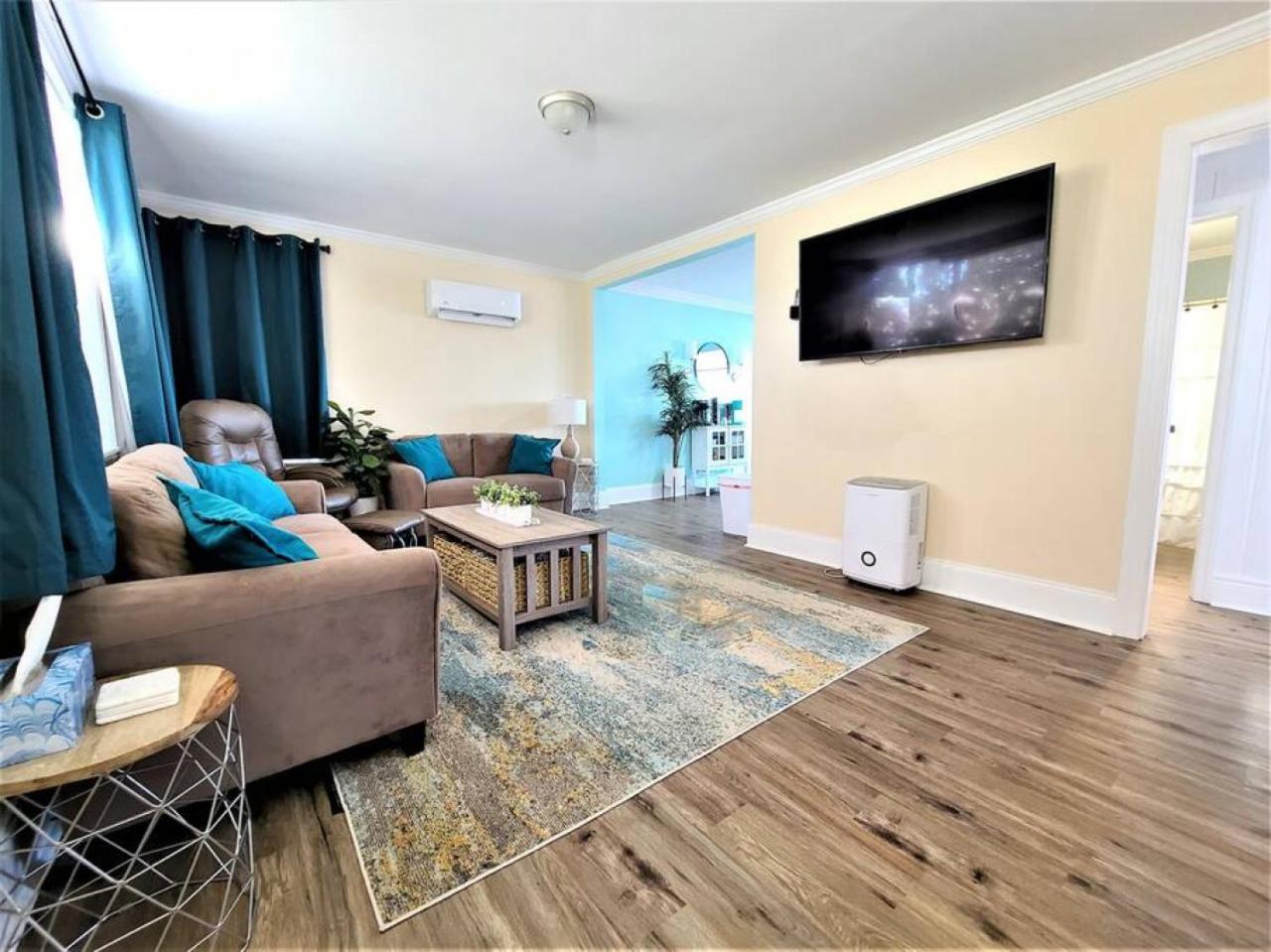 Two-Bedroom House photo 1
