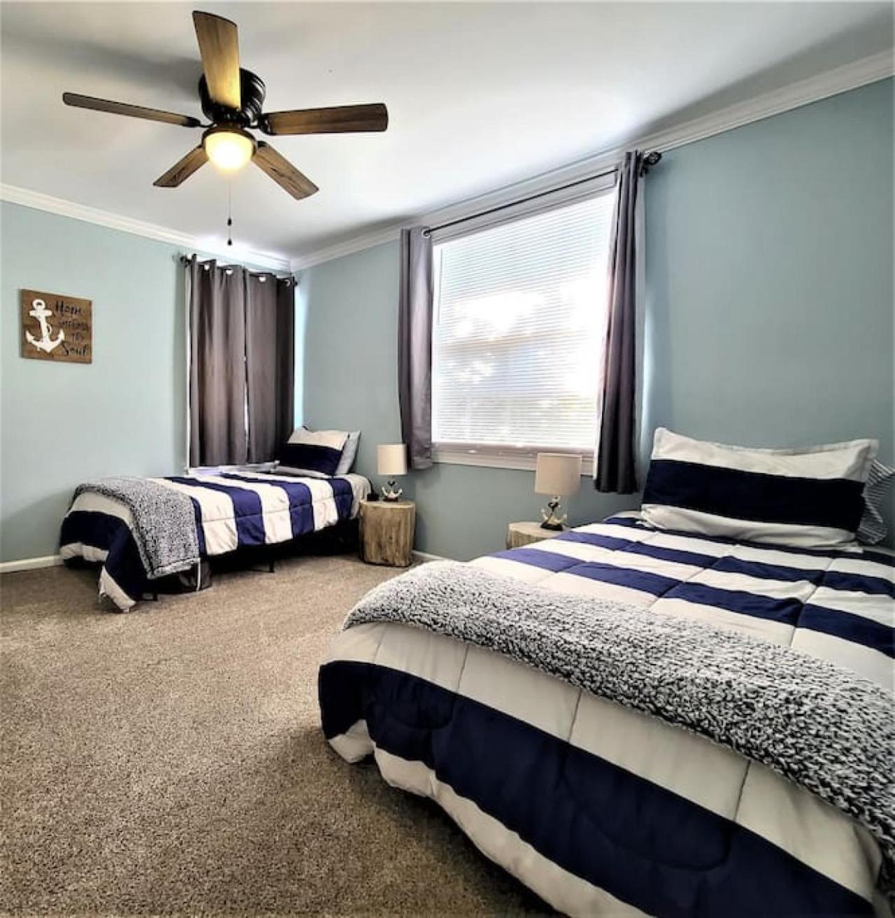Two-Bedroom House photo 3