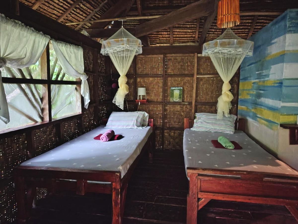 Twin Room with Balcony photo 2