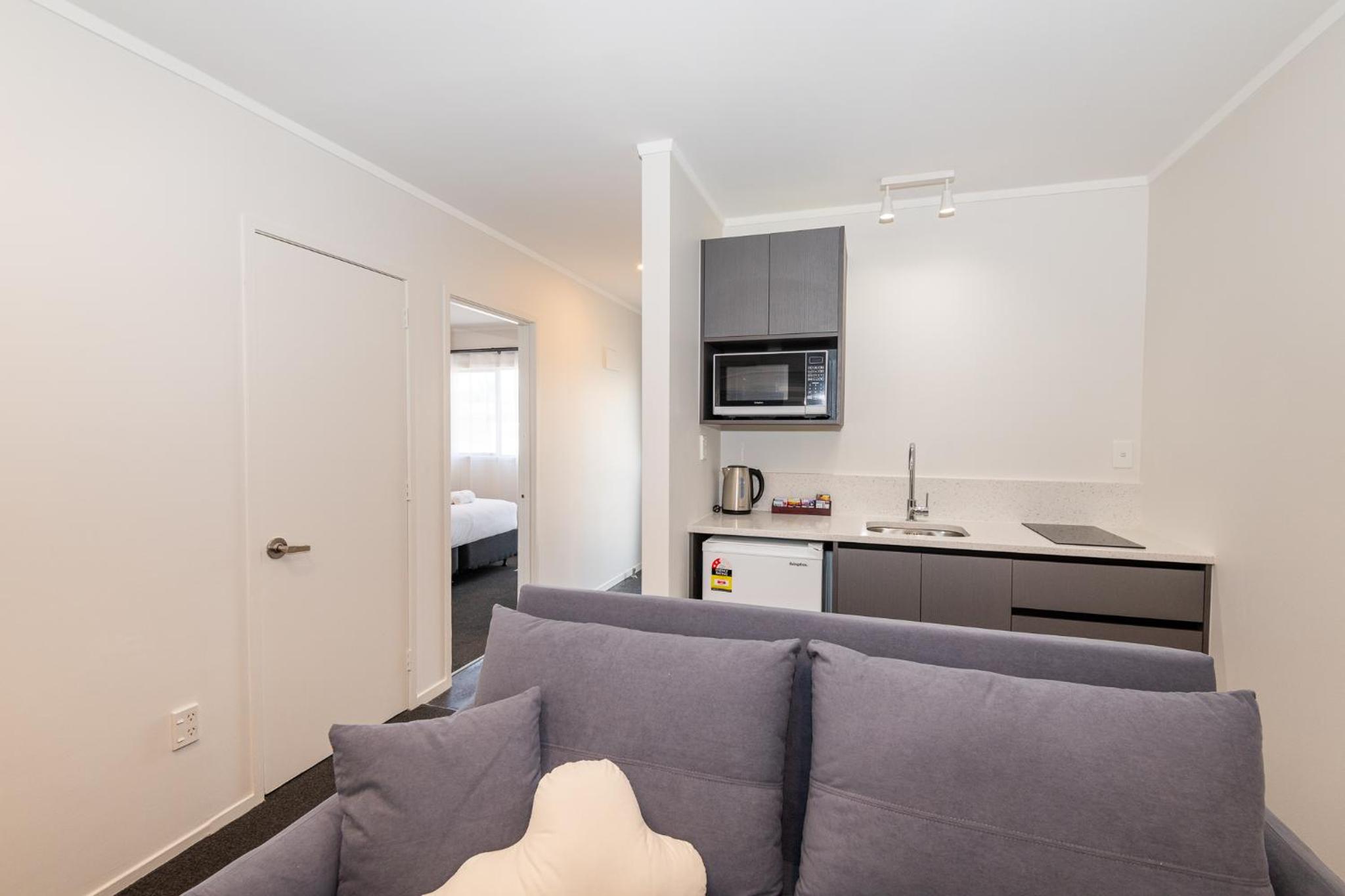 Standard Two-Bedroom Suite with Spa Bath - Photo 2