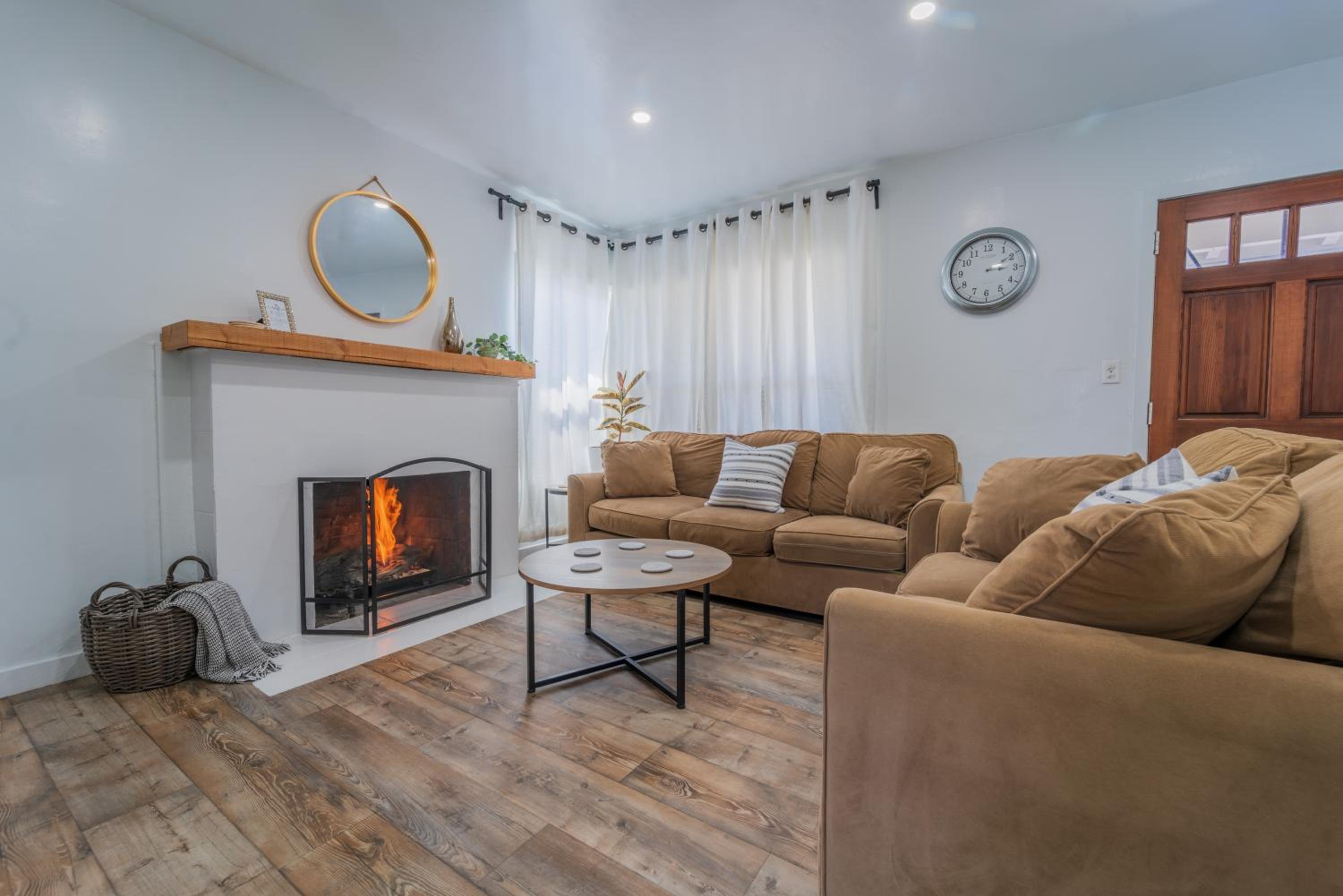 Three-Bedroom House photo 1