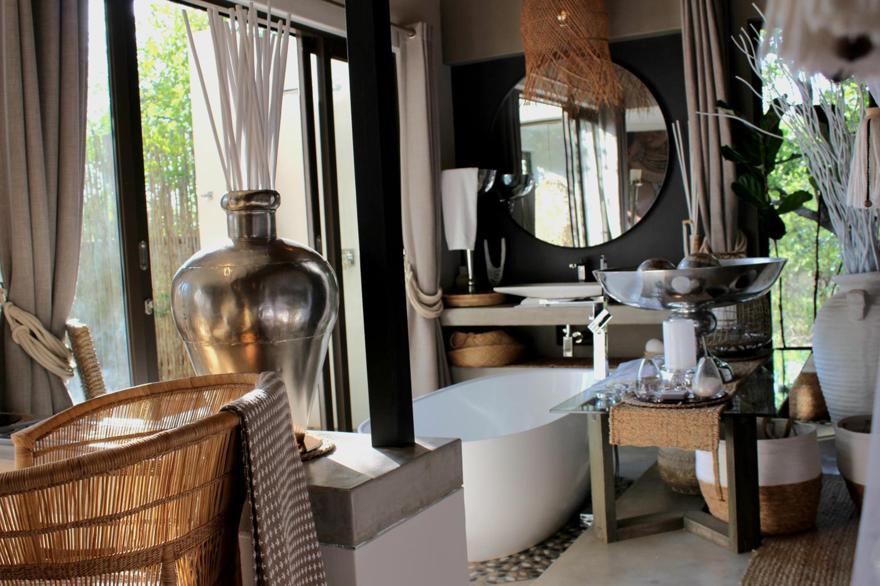 King Suite - Photo 26