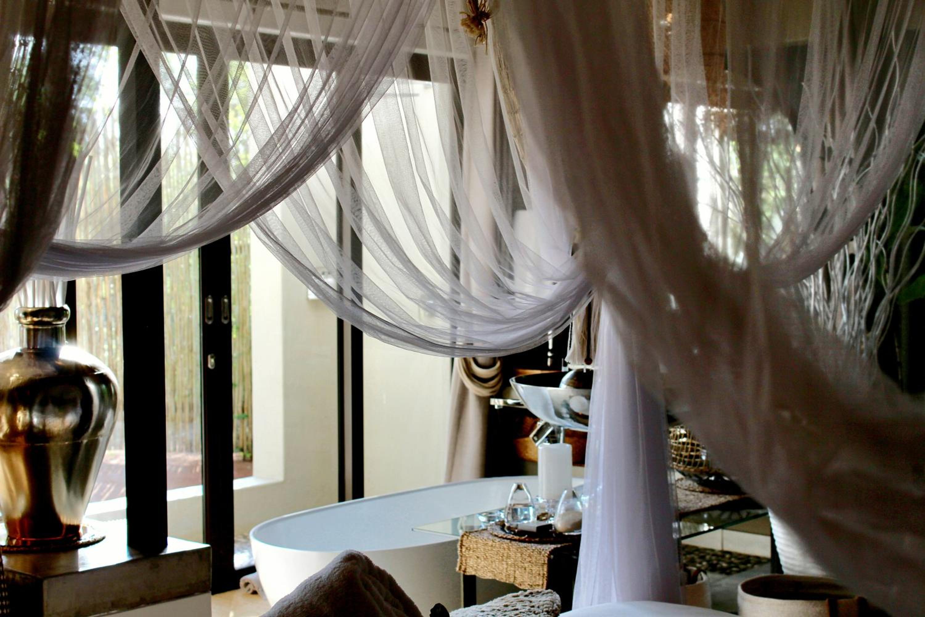 King Suite - Photo 1