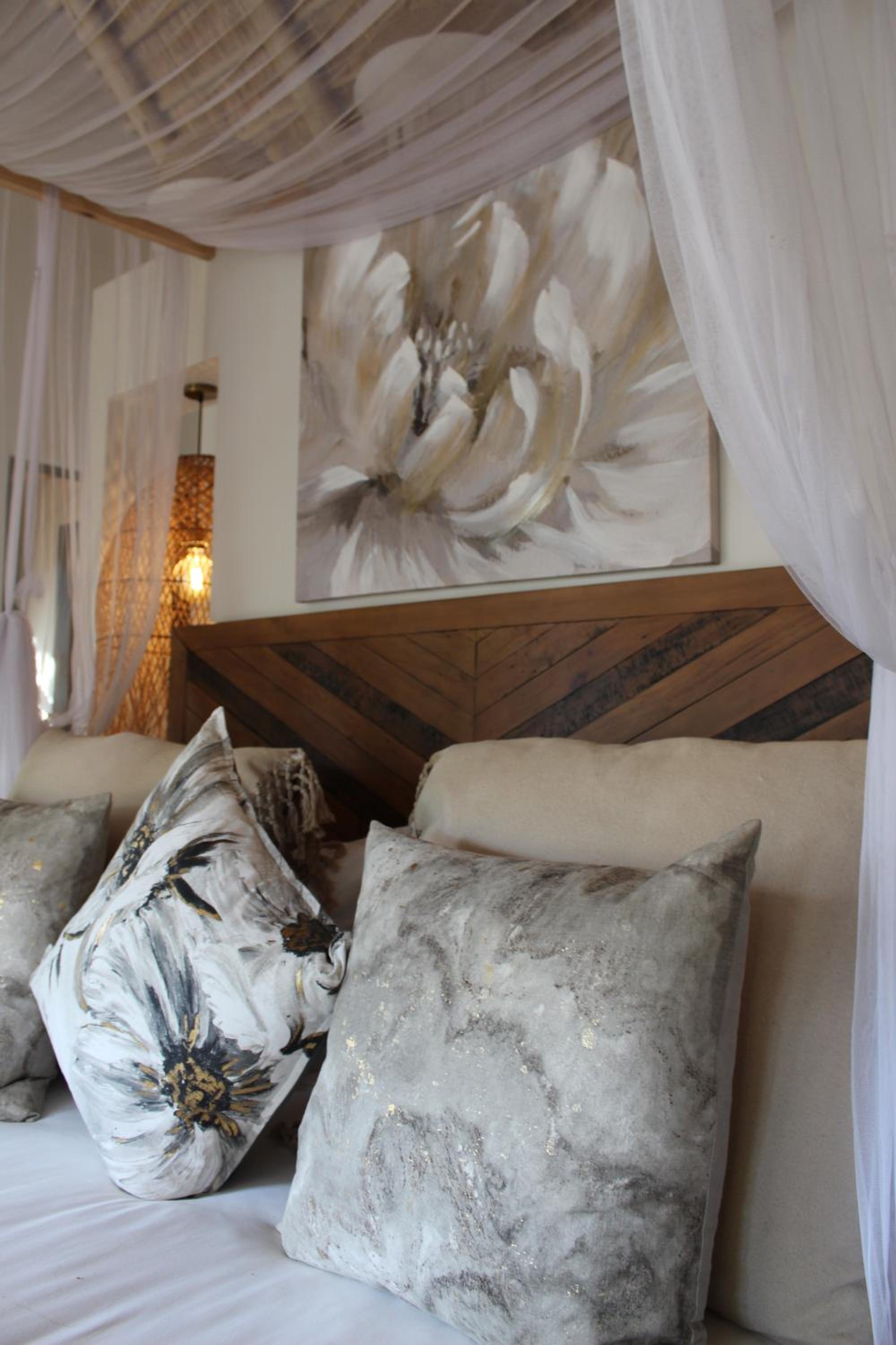 King Suite - Photo 7