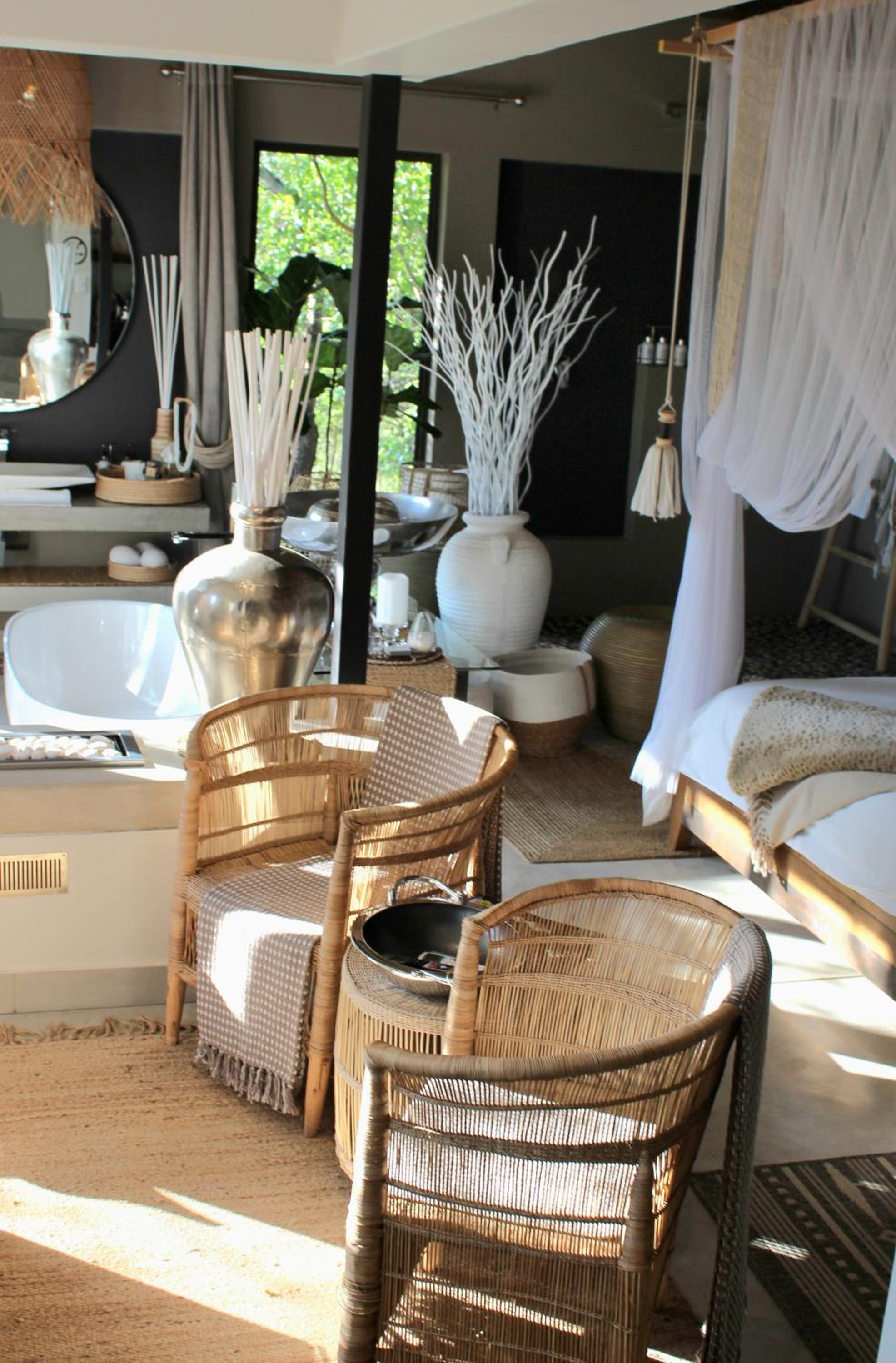 King Suite - Photo 6