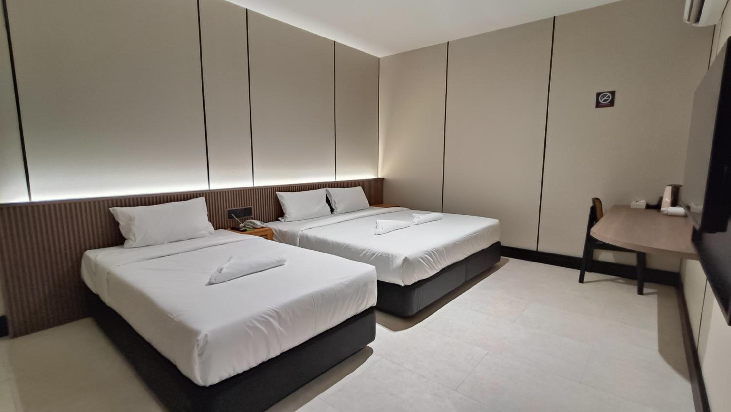 Triple Room without Window - Photo 1
