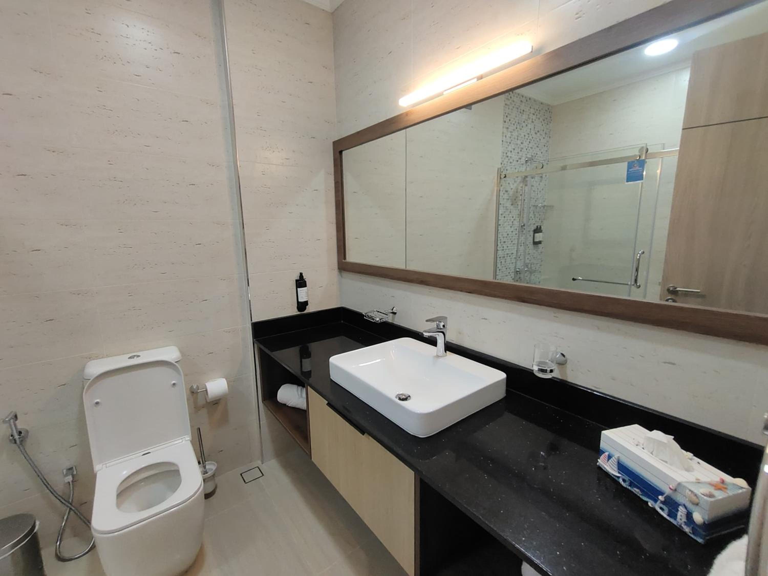 Deluxe Double Room with Balcony photo 2