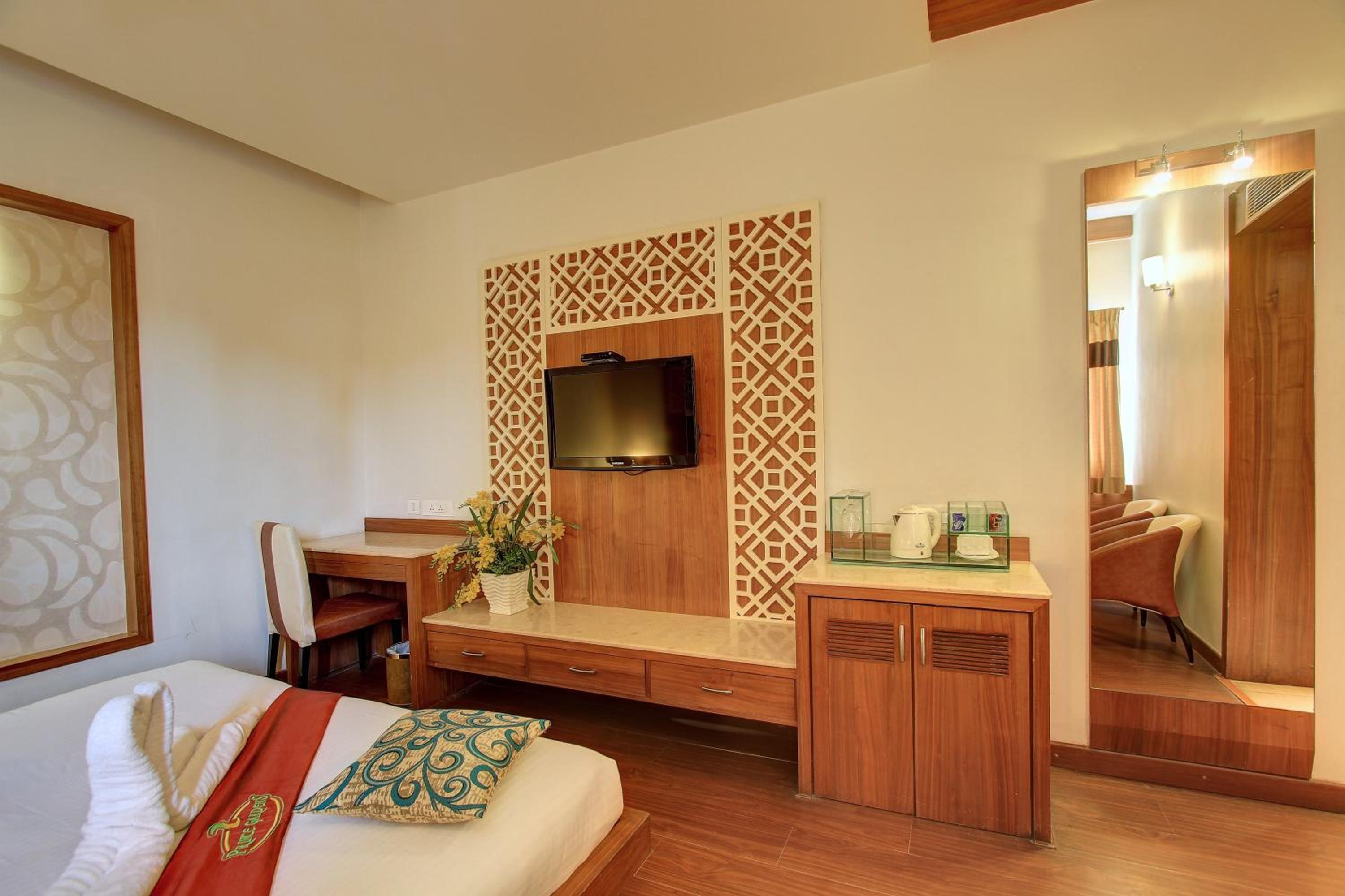 Large Single Room photo 1